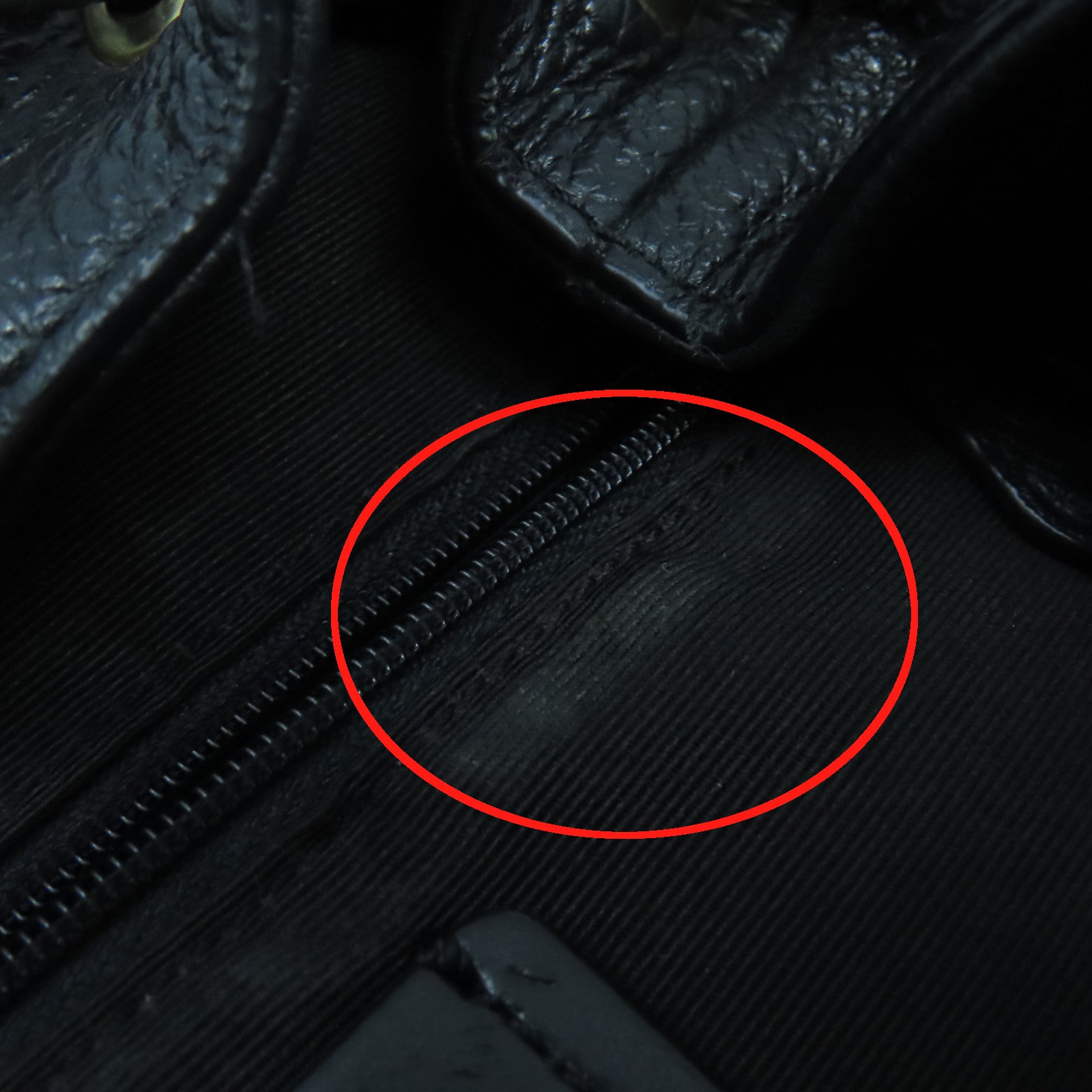 COACH 牛皮皮革Rucksack金扣背包黑色