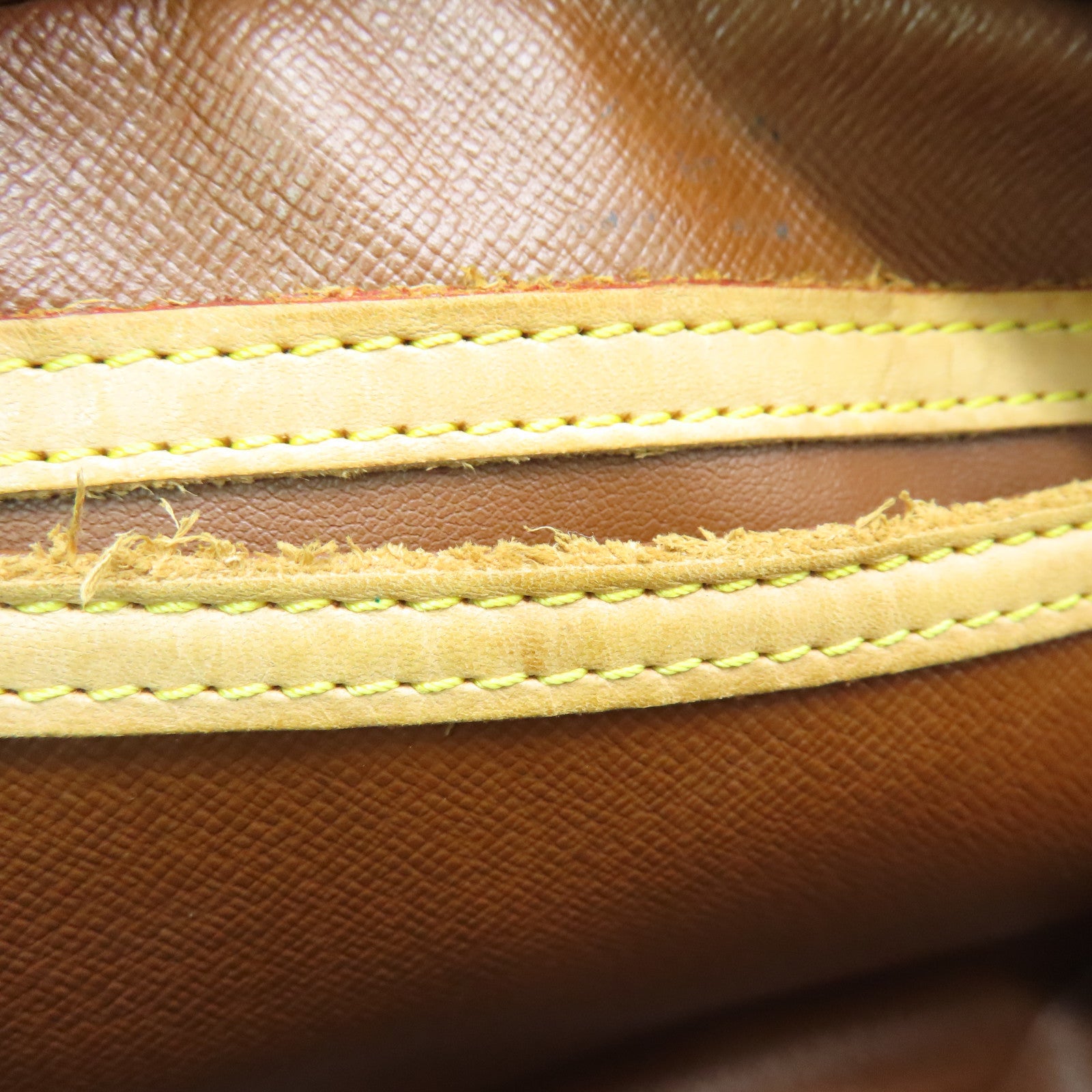 LOUIS VUITTON Monogram Blois Shoulder Bag金扣肩背袋啡色