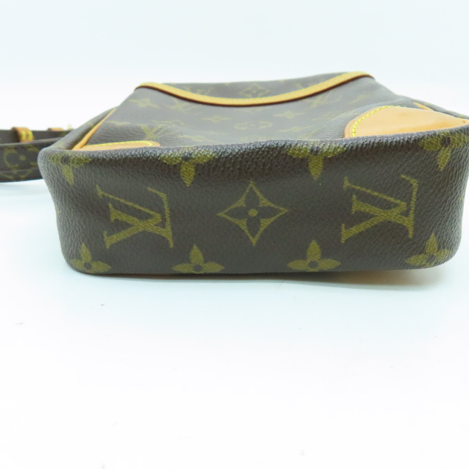 LOUIS VUITTON Monogram Danube Shoulder金扣肩背袋啡色