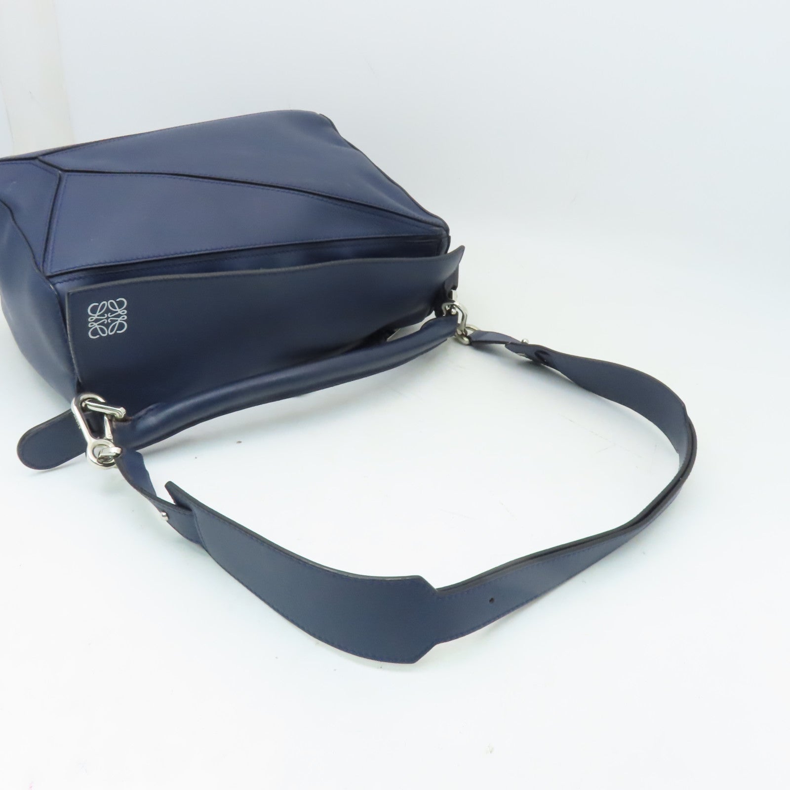 LOEWE 牛皮皮革2way Shoulder Bag銀扣手挽肩背兩用袋藍色