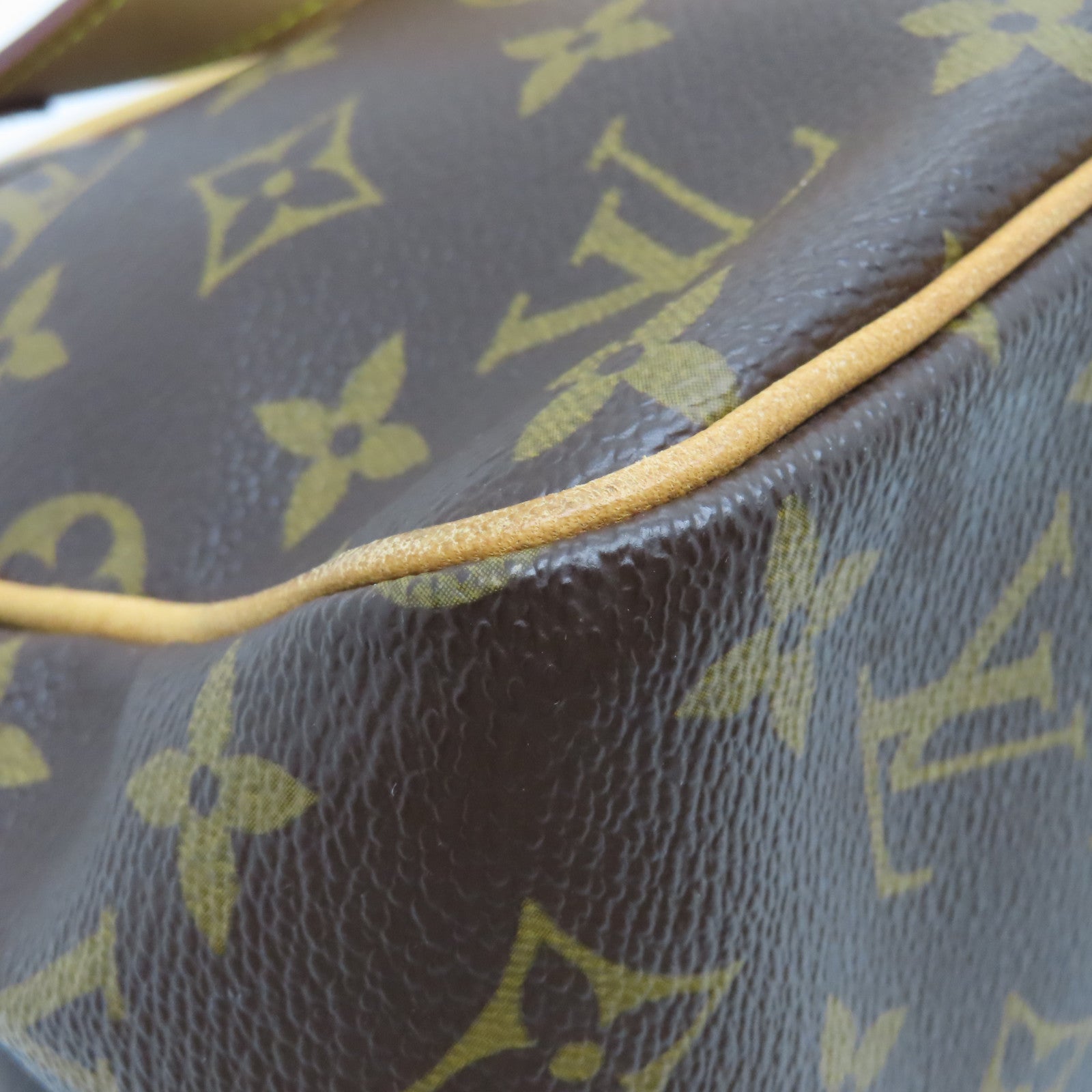 LOUIS VUITTON Monogram Batignolles金扣手挽袋棕色