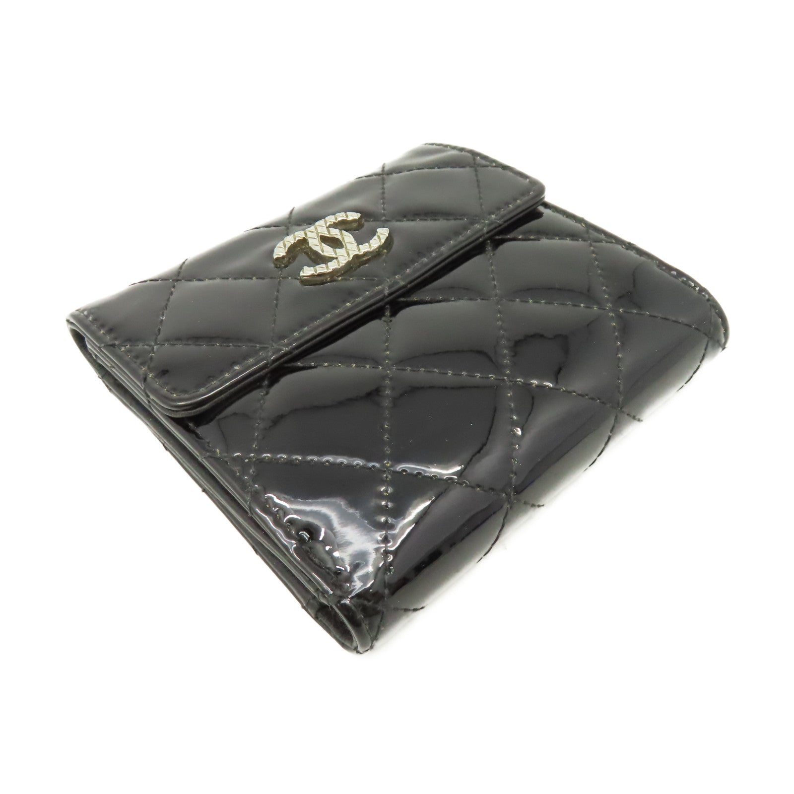 CHANEL 菱格漆皮皮革Short Wallet銀扣短錢包黑色