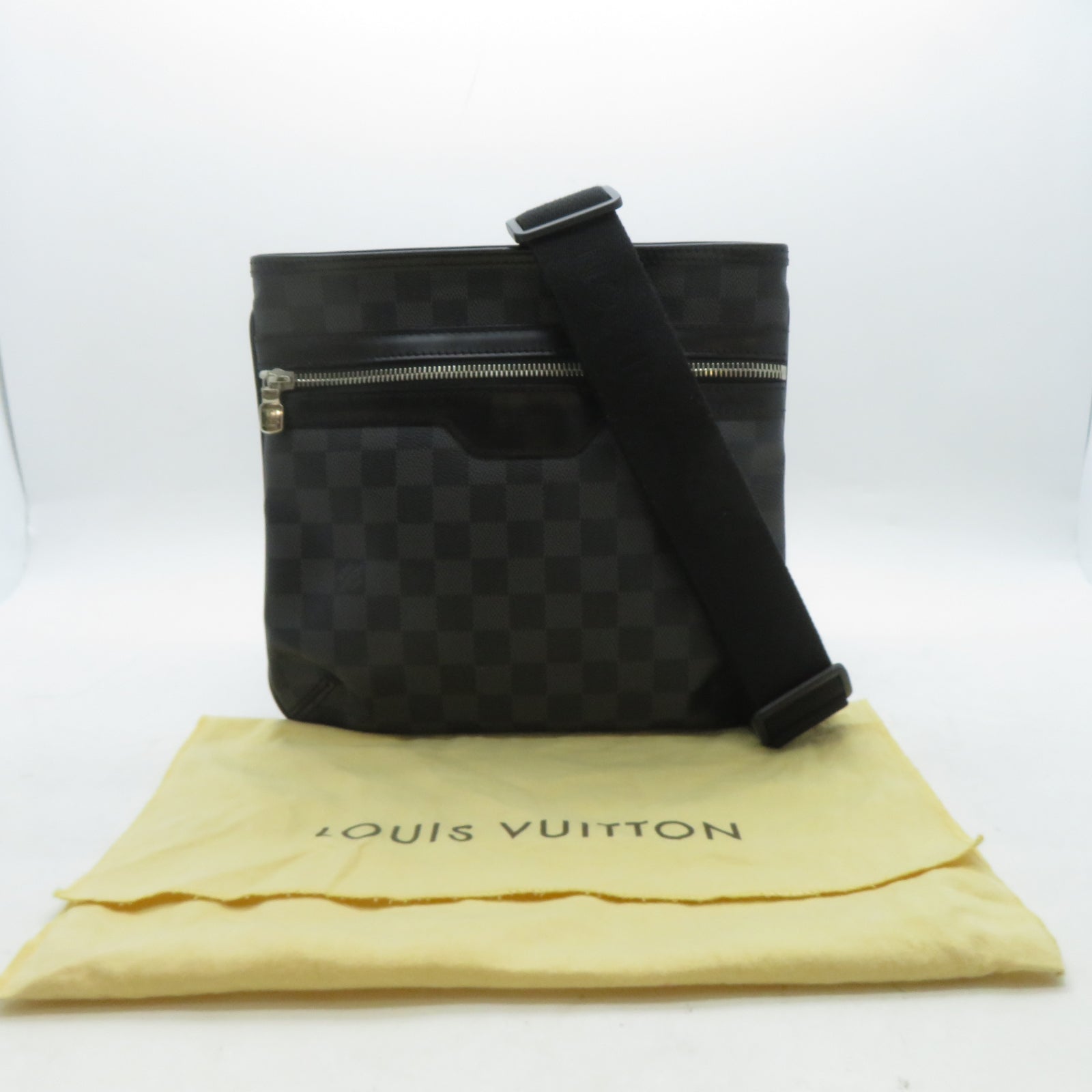 LOUIS VUITTON Damier Graphite Damier Graphite Tomas銀扣肩背袋黑色