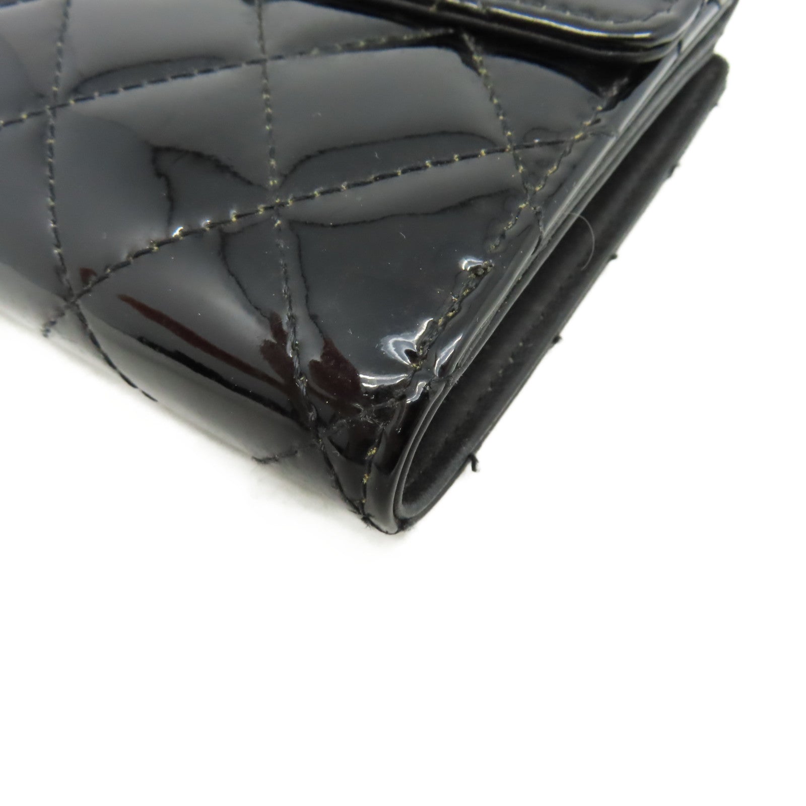 CHANEL 菱格漆皮皮革Short Wallet銀扣短錢包黑色