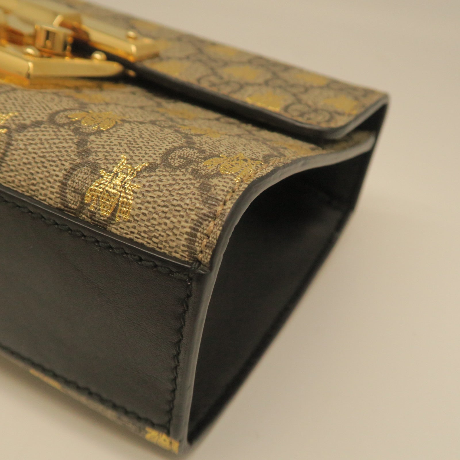 GUCCI Coated Canvas Chain Shoulder Gold Buckle Shoulder Bag Gray