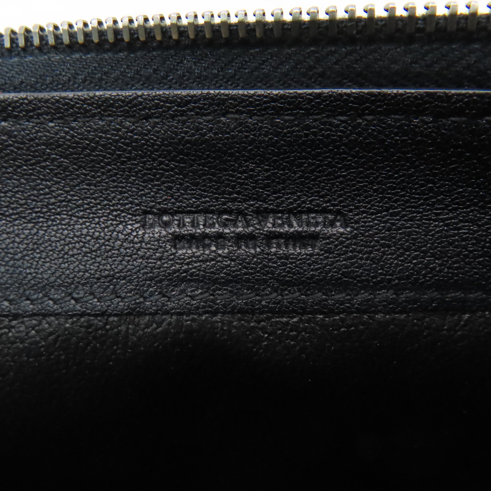 BOTTEGA VENETA 織紋皮革Zipper Long Wallet長錢包黑色/藍色/灰色