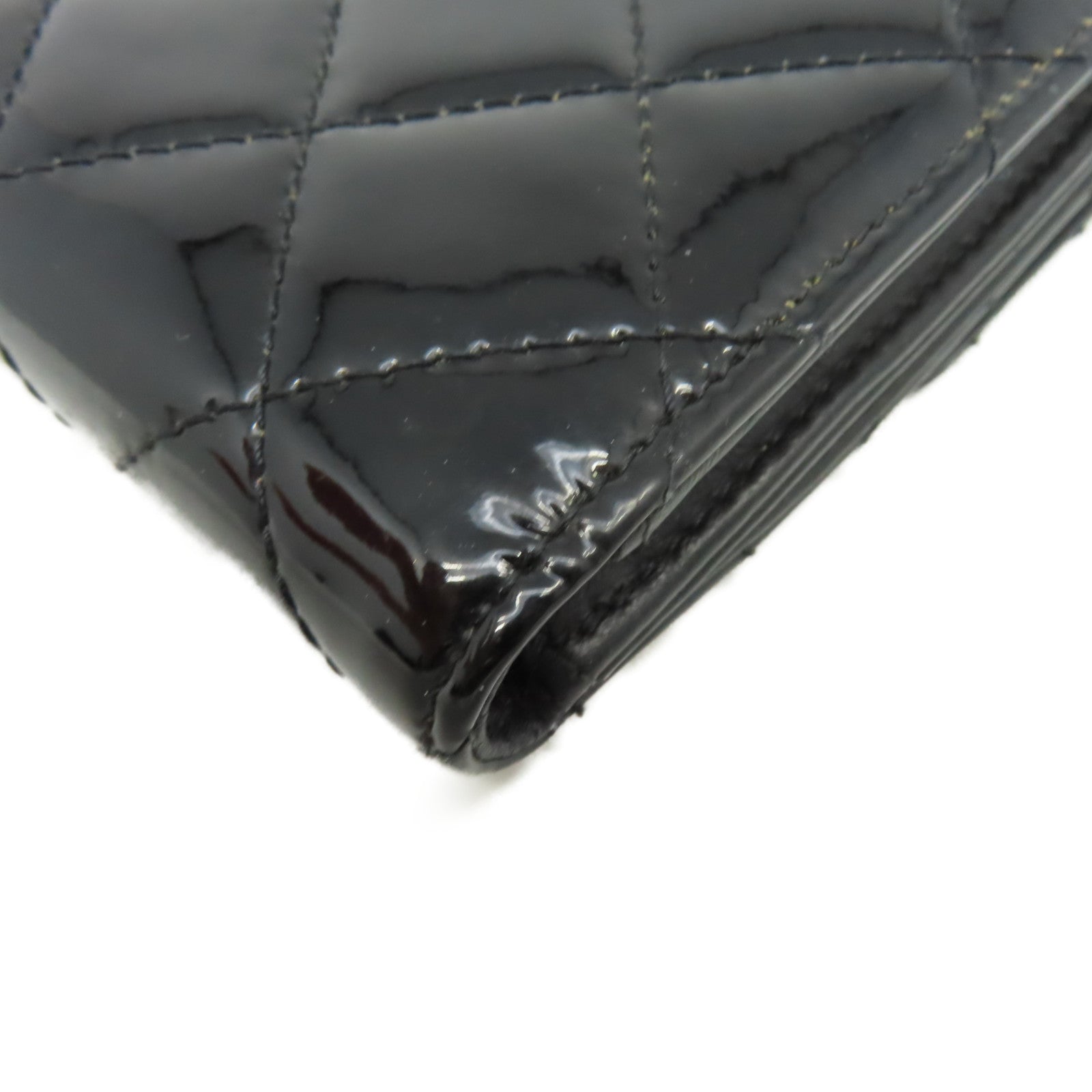 CHANEL 菱格漆皮皮革Short Wallet銀扣短錢包黑色