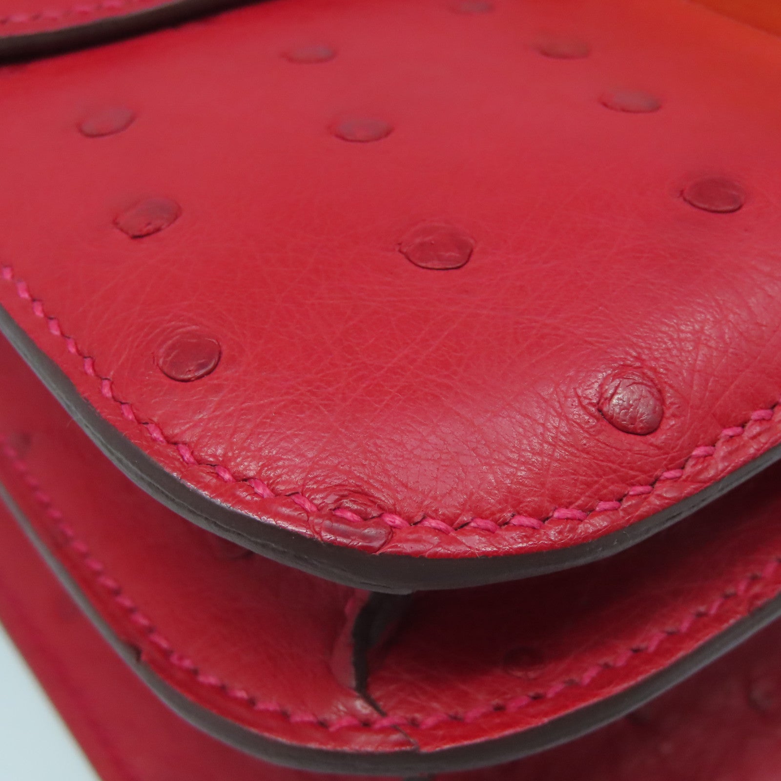 HERMES Ostrich Leather Constance 24 Gold Buckle Shoulder Bag Ostrich Red