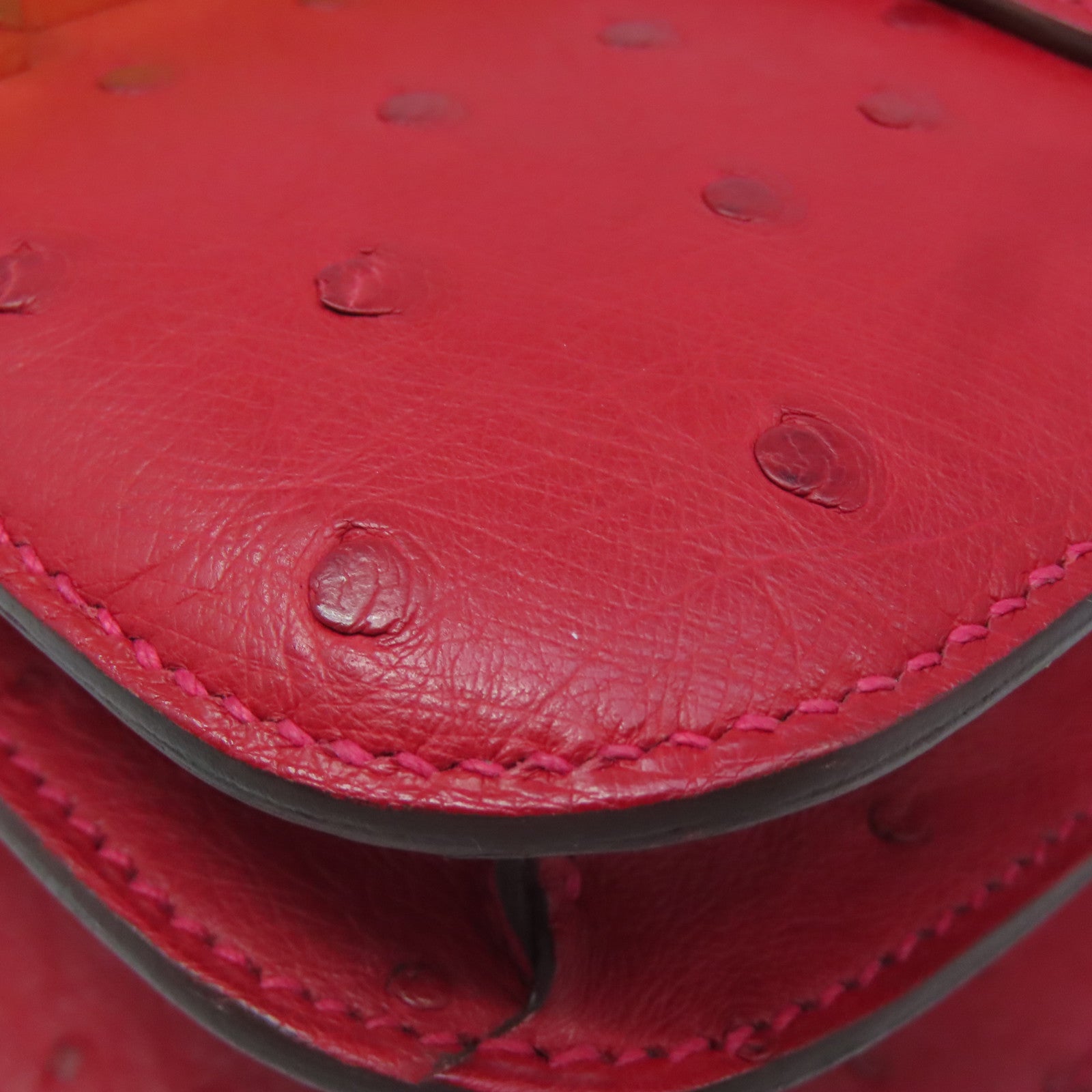 HERMES Ostrich Leather Constance 24 Gold Buckle Shoulder Bag Ostrich Red