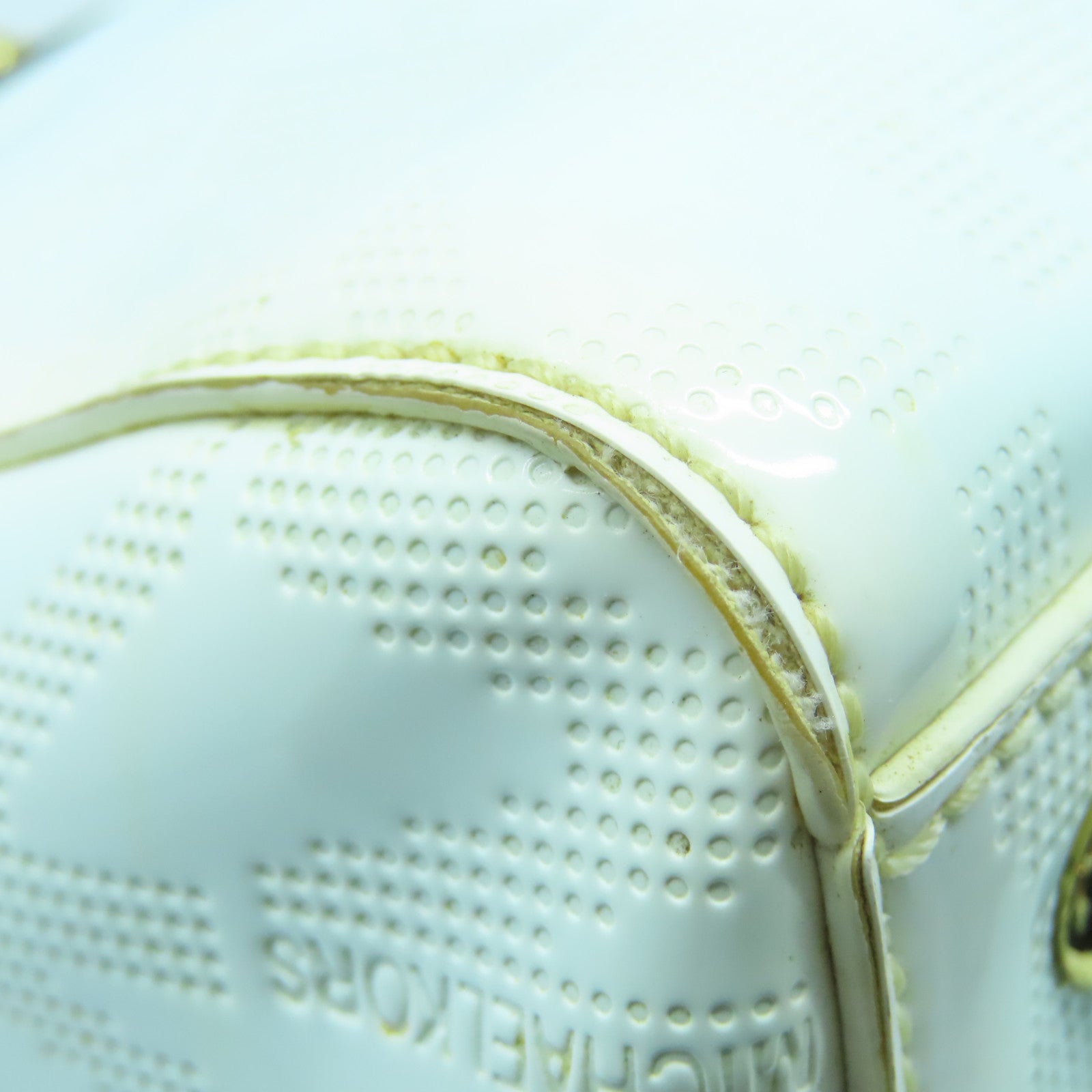 Michael Kors 漆皮皮革Handbag金扣手挽袋白色