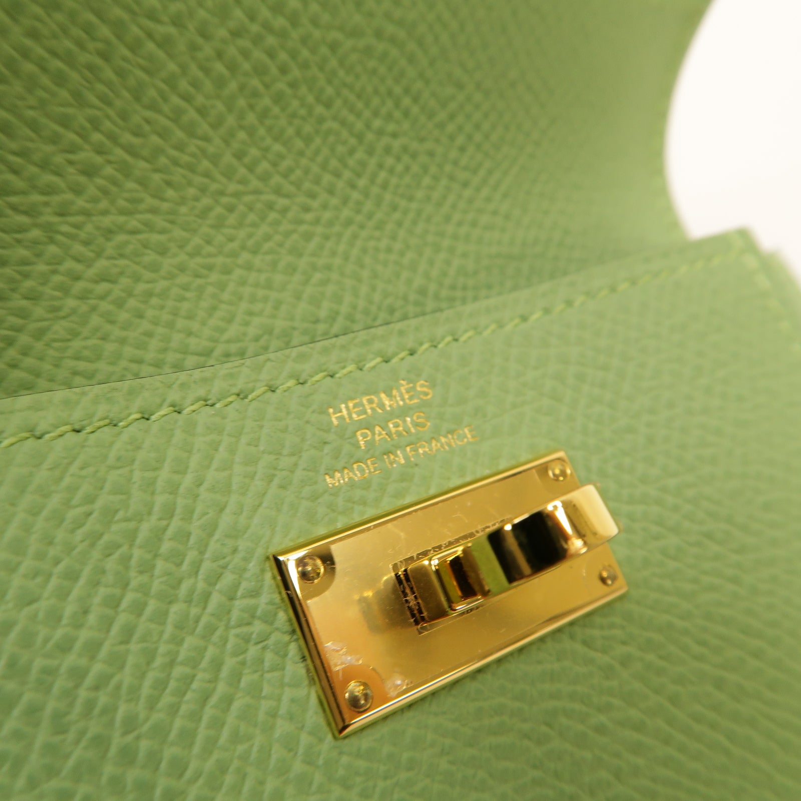HERMES Epsom皮革Kelly Pocket金扣零錢包Vert Criquet浅綠色