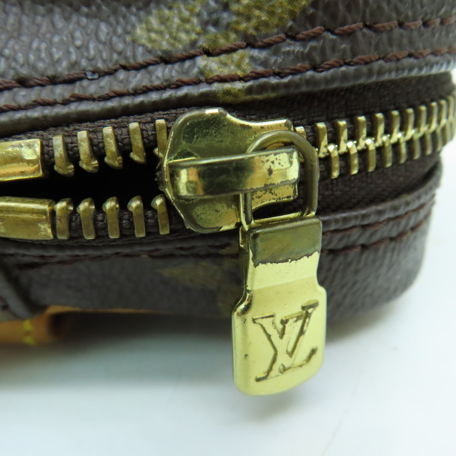 LOUIS VUITTON Monogram Danube Shoulder金扣肩背袋啡色