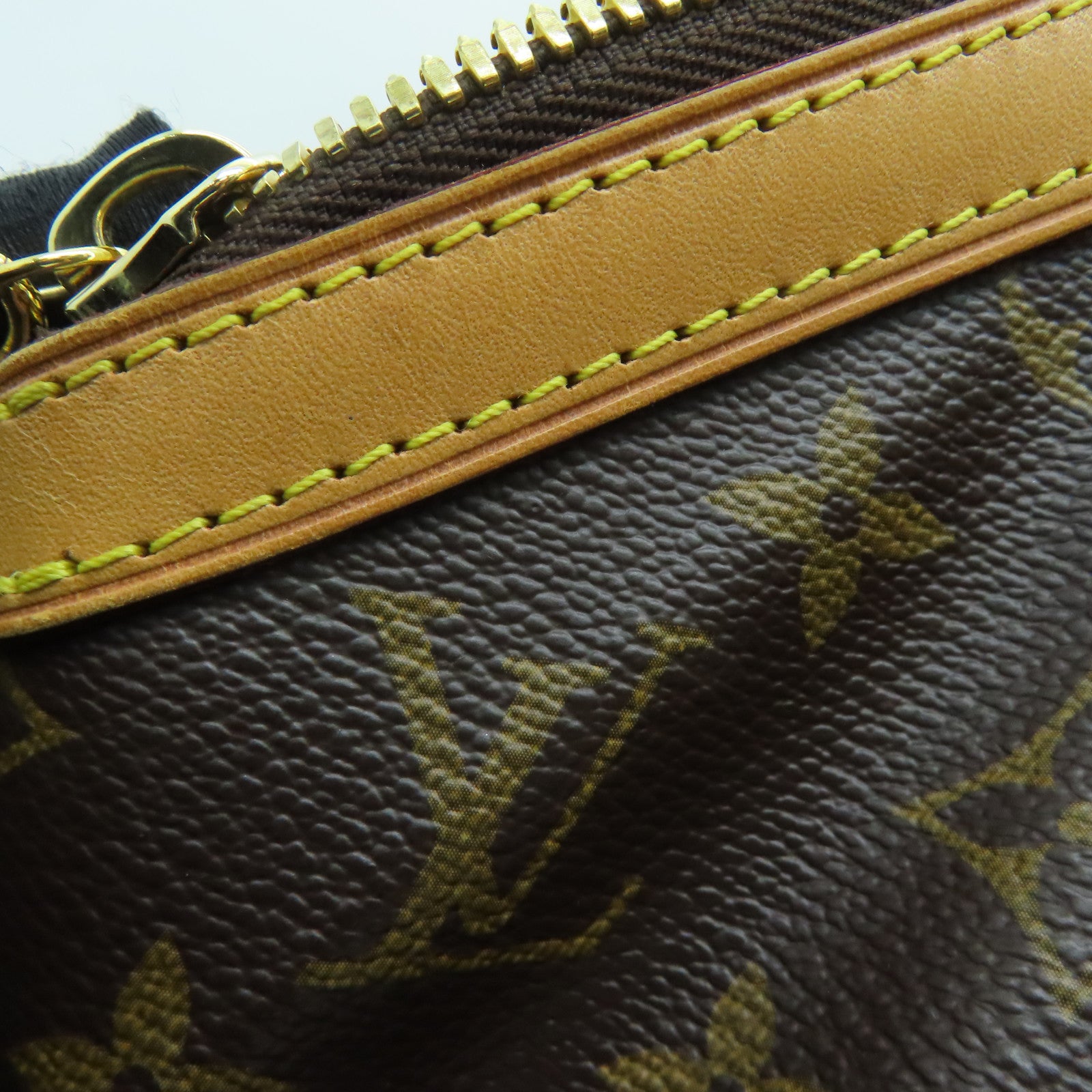 LOUIS VUITTON Monogram Tivoli GM gold buckle handle bag / shoulder bag brown