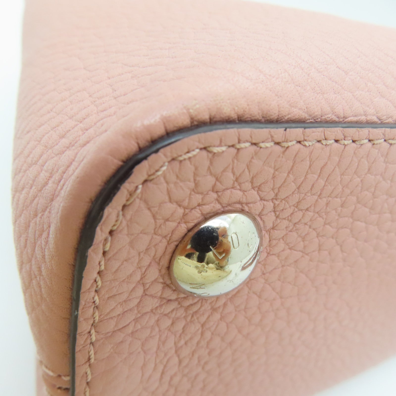 LOUIS VUITTON Taurillon皮革Capucines BB银扣手挽肩背两用袋粉红色
