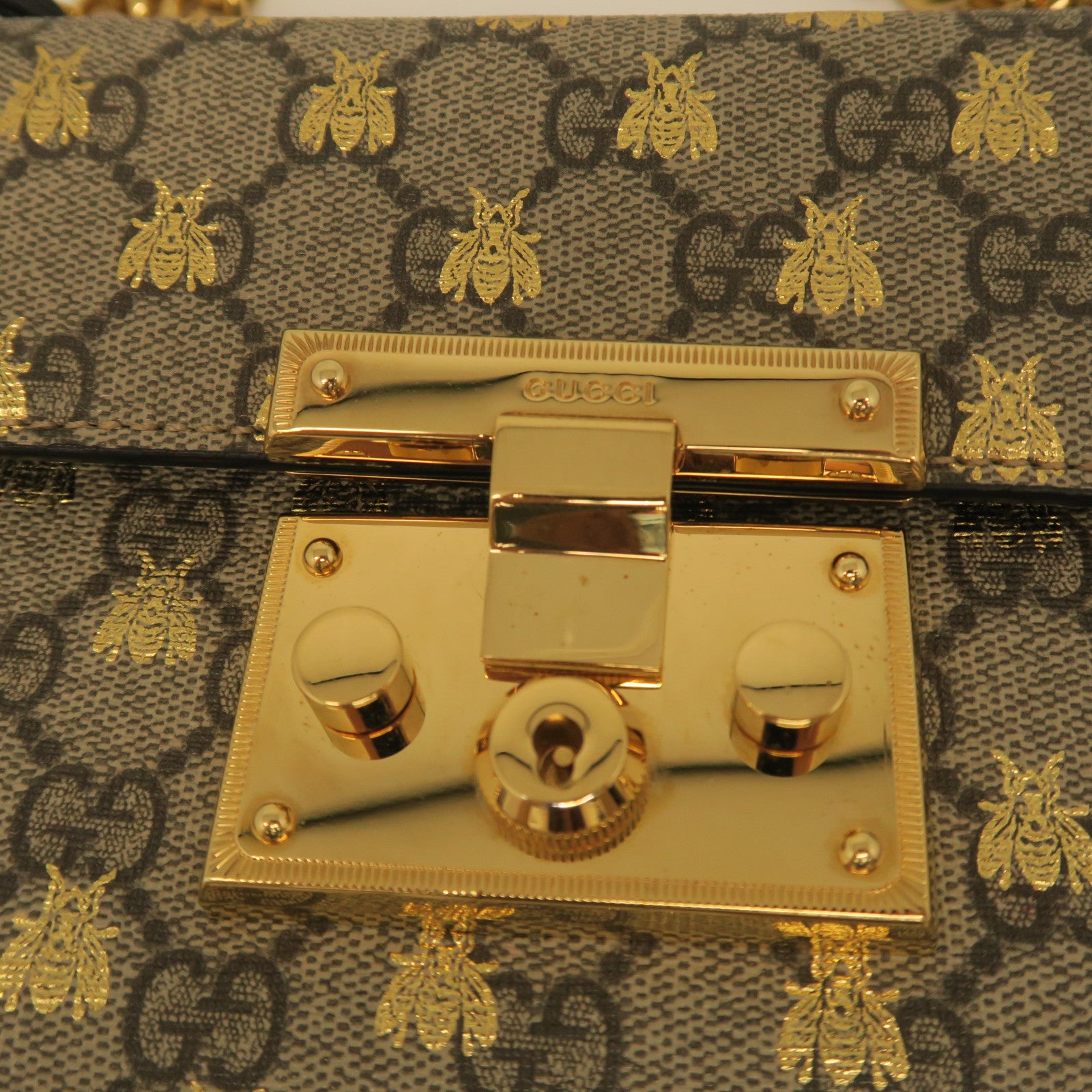 GUCCI Coated Canvas Chain Shoulder Gold Buckle Shoulder Bag Gray