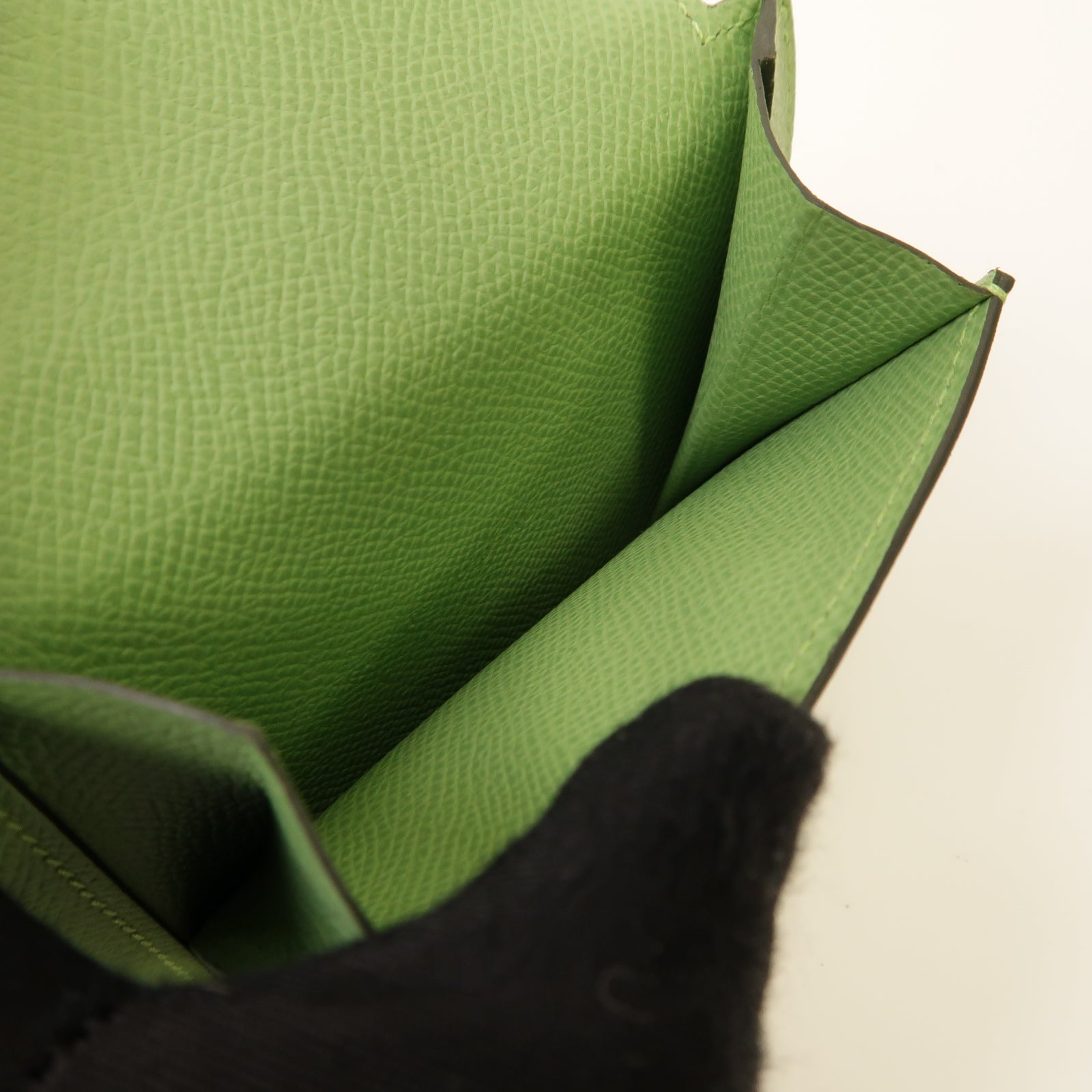 HERMES Epsom皮革Kelly Pocket金扣零錢包Vert Criquet浅綠色