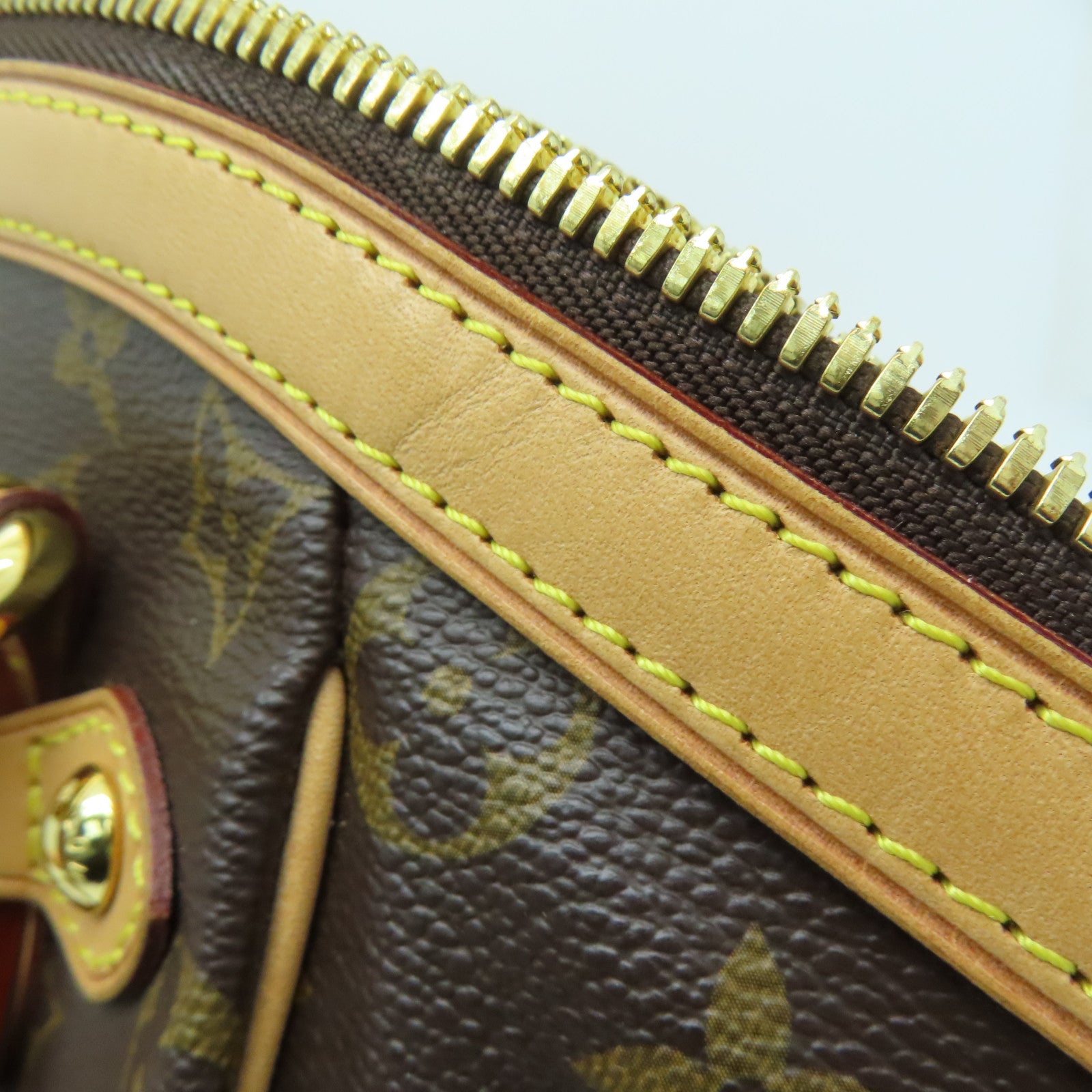 LOUIS VUITTON Monogram Tivoli GM gold buckle handle bag / shoulder bag brown