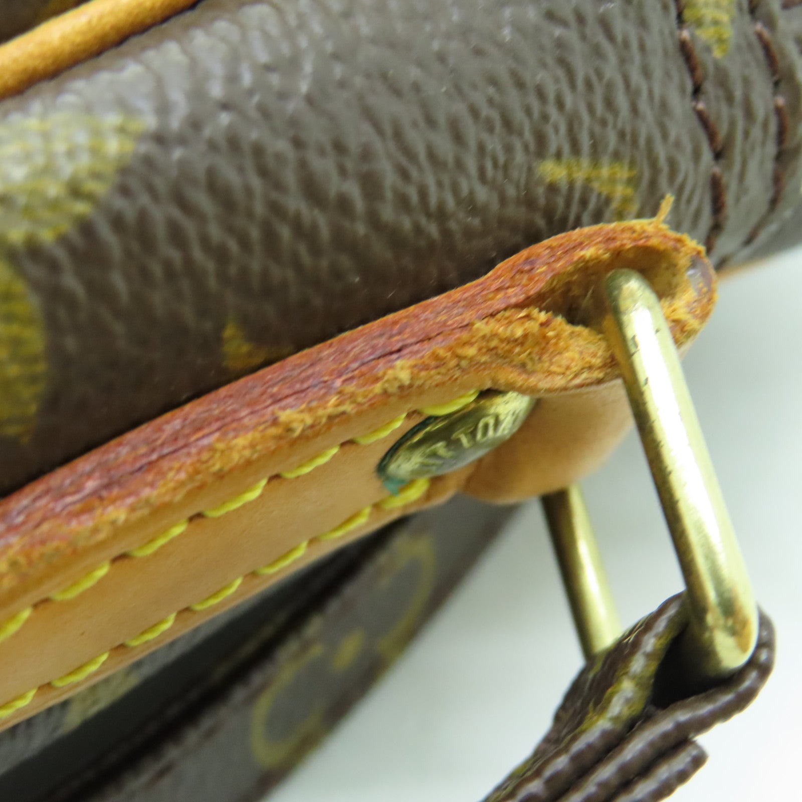 LOUIS VUITTON Monogram Danube Shoulder金扣肩背袋啡色