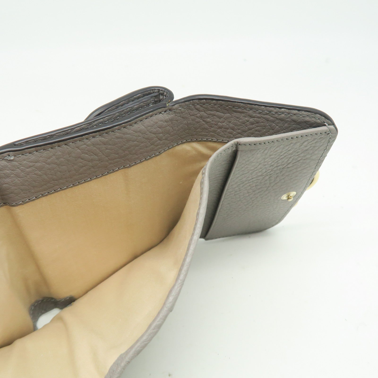 Chloe Leather Wallet Gold Buckle Gray
