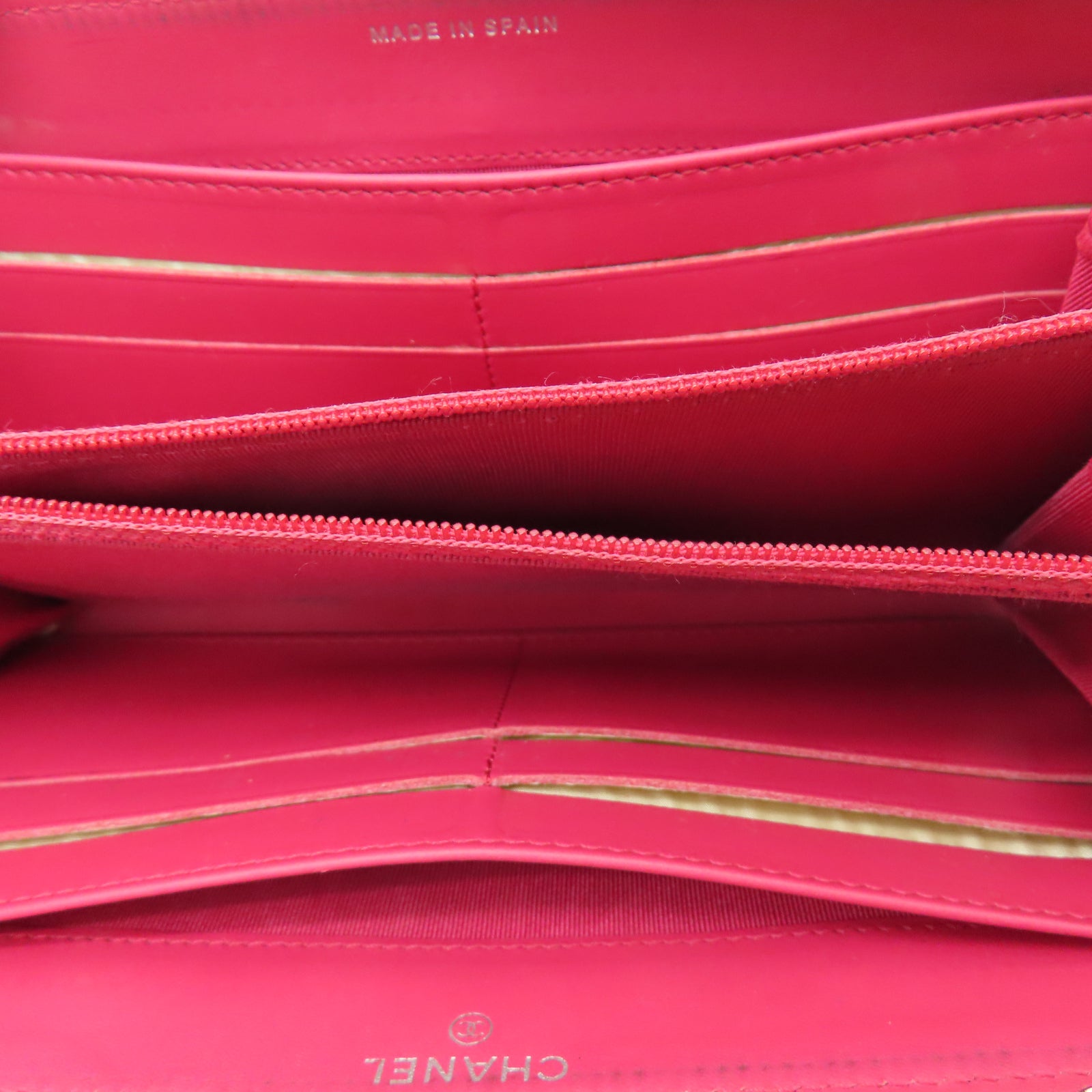 CHANEL 【激減優惠】菱格漆皮皮革Zipper Long Wallet銀扣長錢包紅色