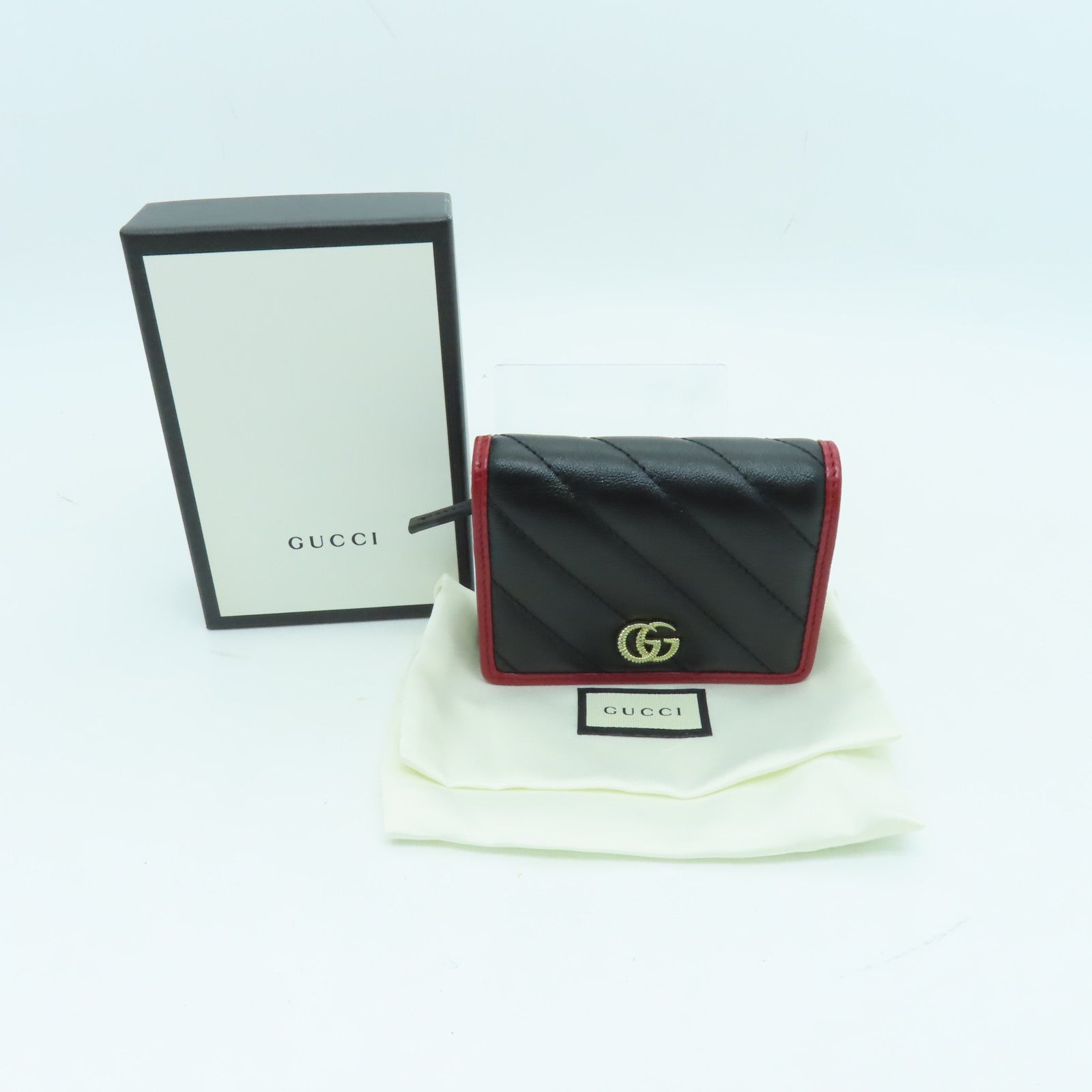 GUCCI 牛皮皮革Wallet金扣钱包黑色
