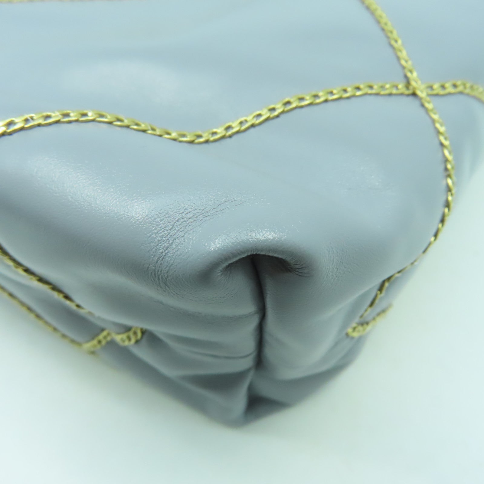 CHANEL 【激減優惠】菱格羊皮皮革C22 Small金扣肩背袋灰色