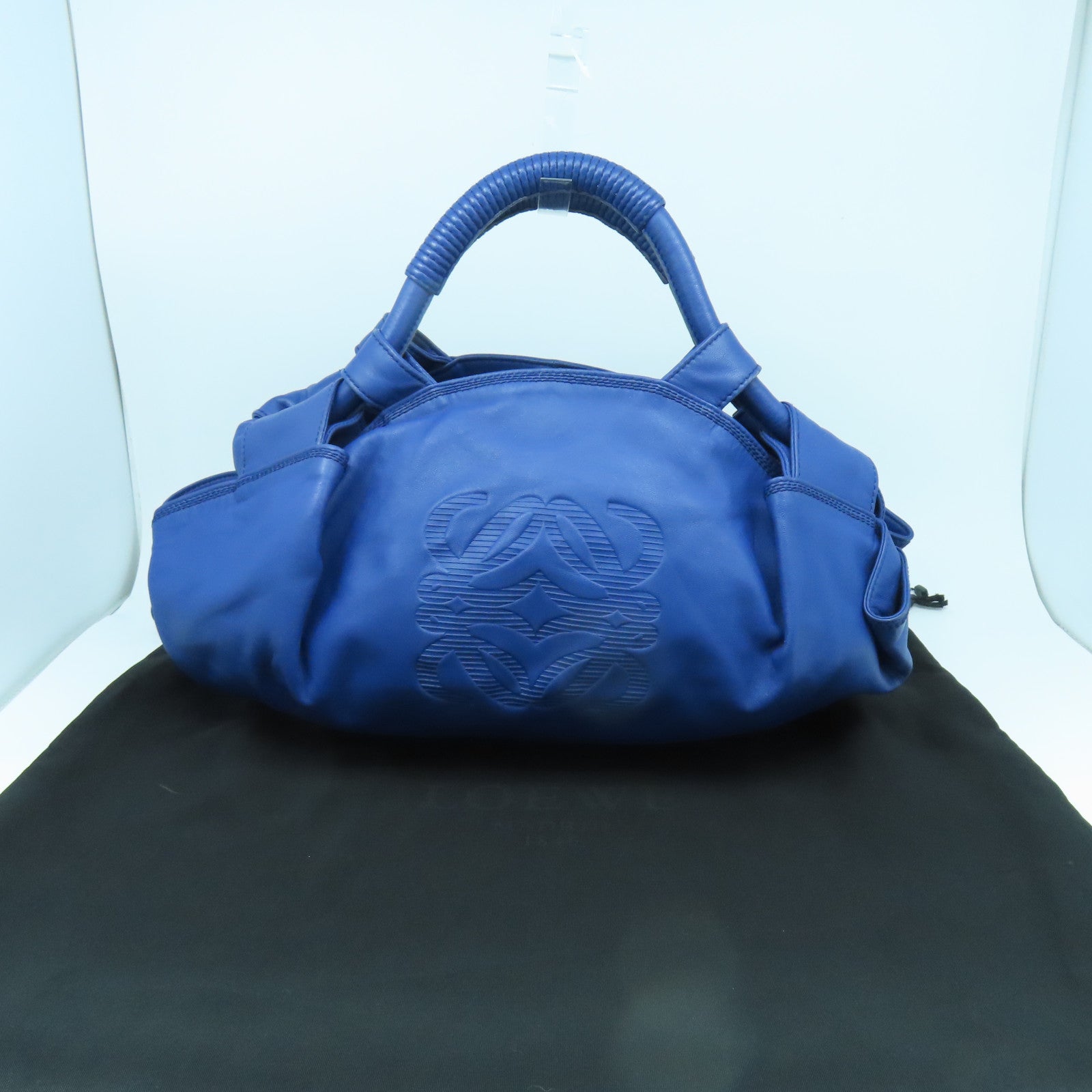 LOEWE 羊皮皮革Nappa Aire金扣手挽袋藍色