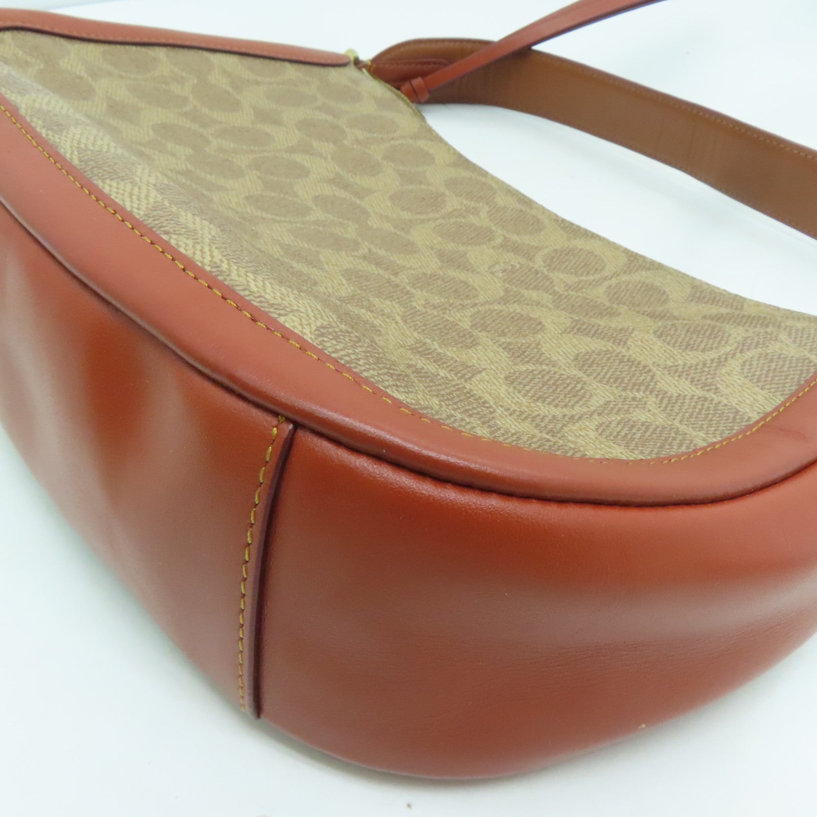 COACH 牛皮皮革2 Way Shoulder Bag金扣手挽肩背兩用袋棕色
