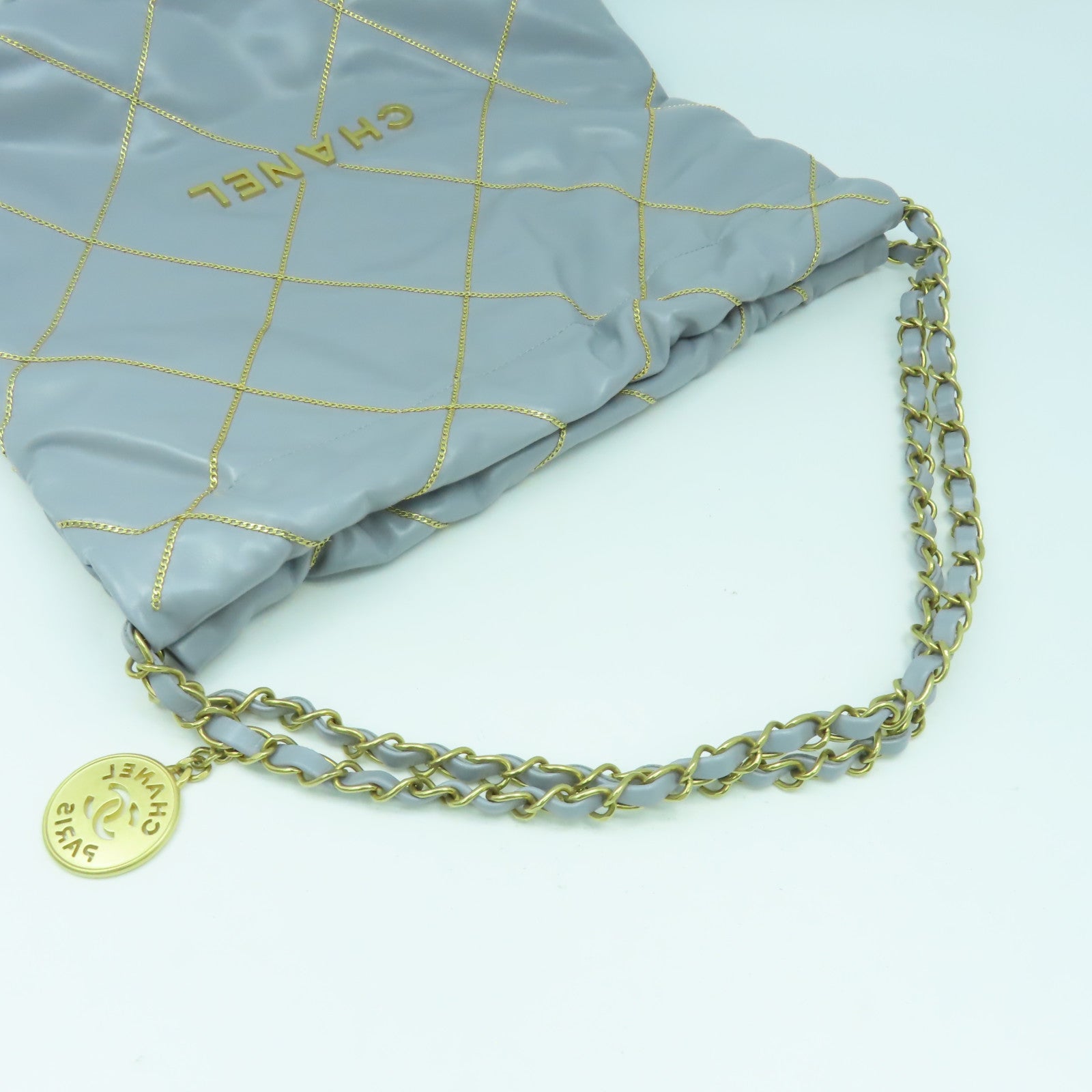 CHANEL 【激減優惠】菱格羊皮皮革C22 Small金扣肩背袋灰色