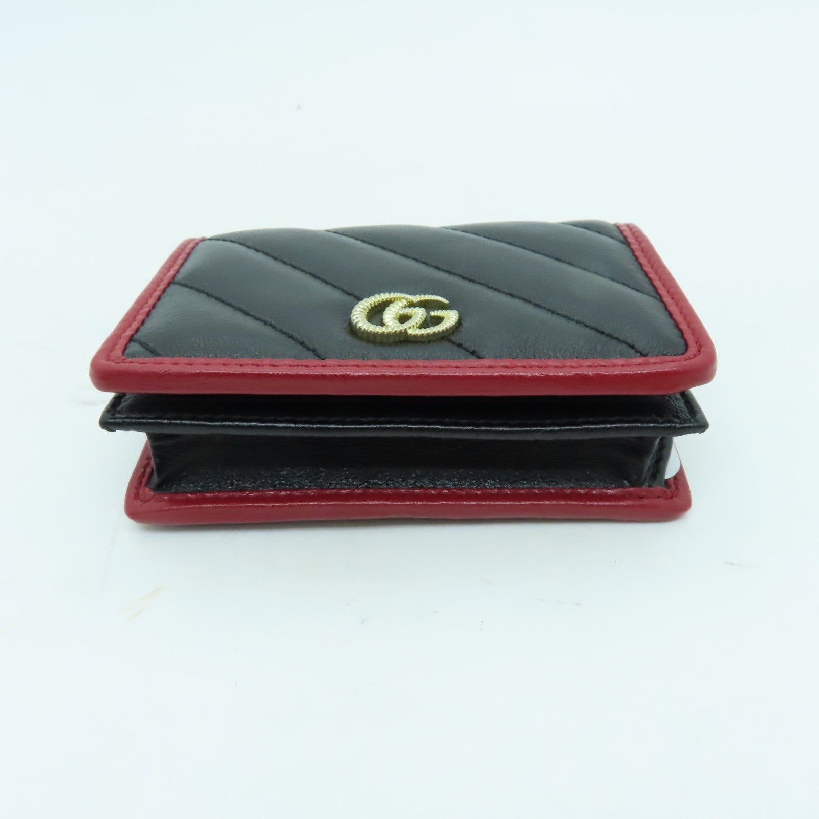 GUCCI 牛皮皮革Wallet金扣钱包黑色