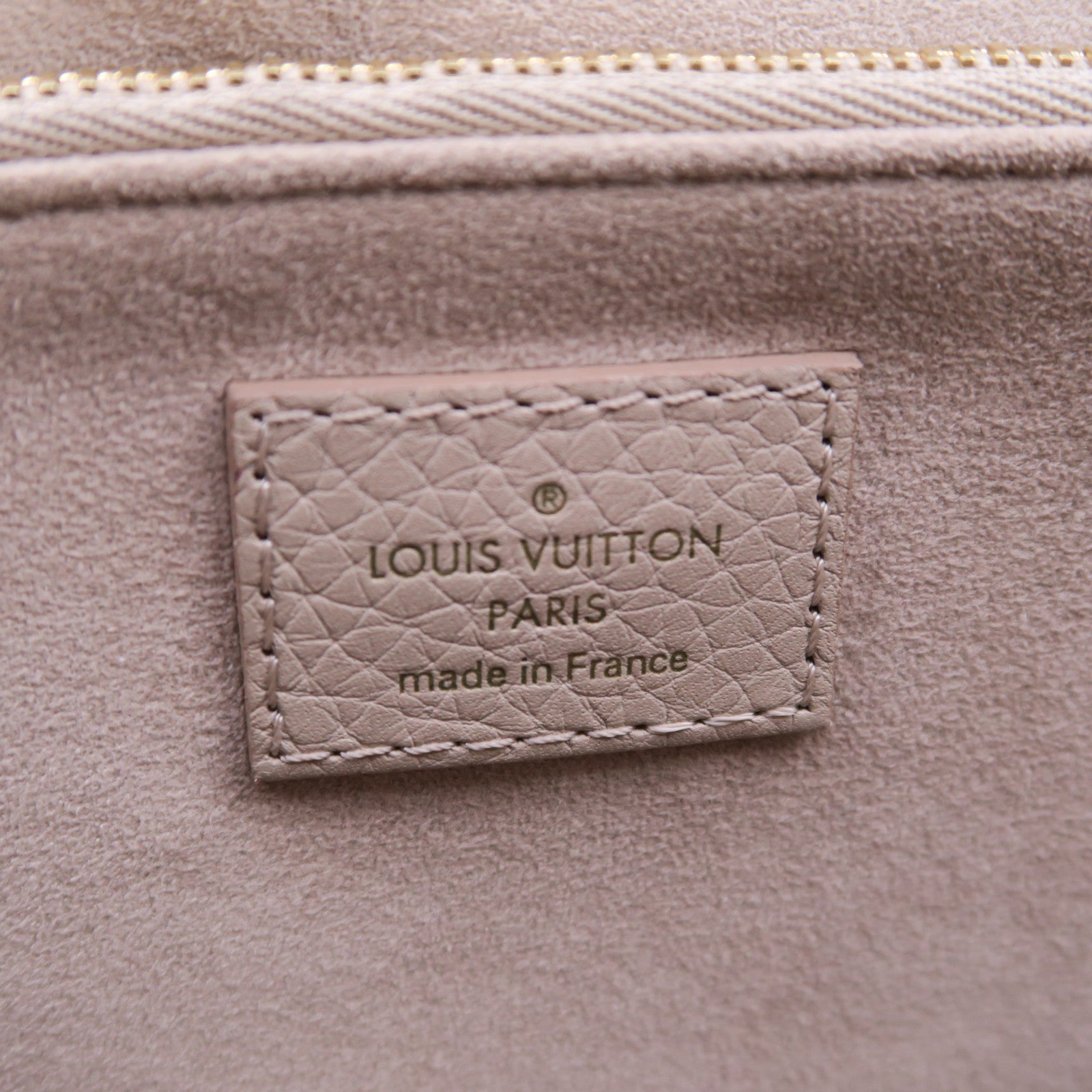 LOUIS VUITTON 牛皮皮革Volta金扣手挽肩背兩用袋米色