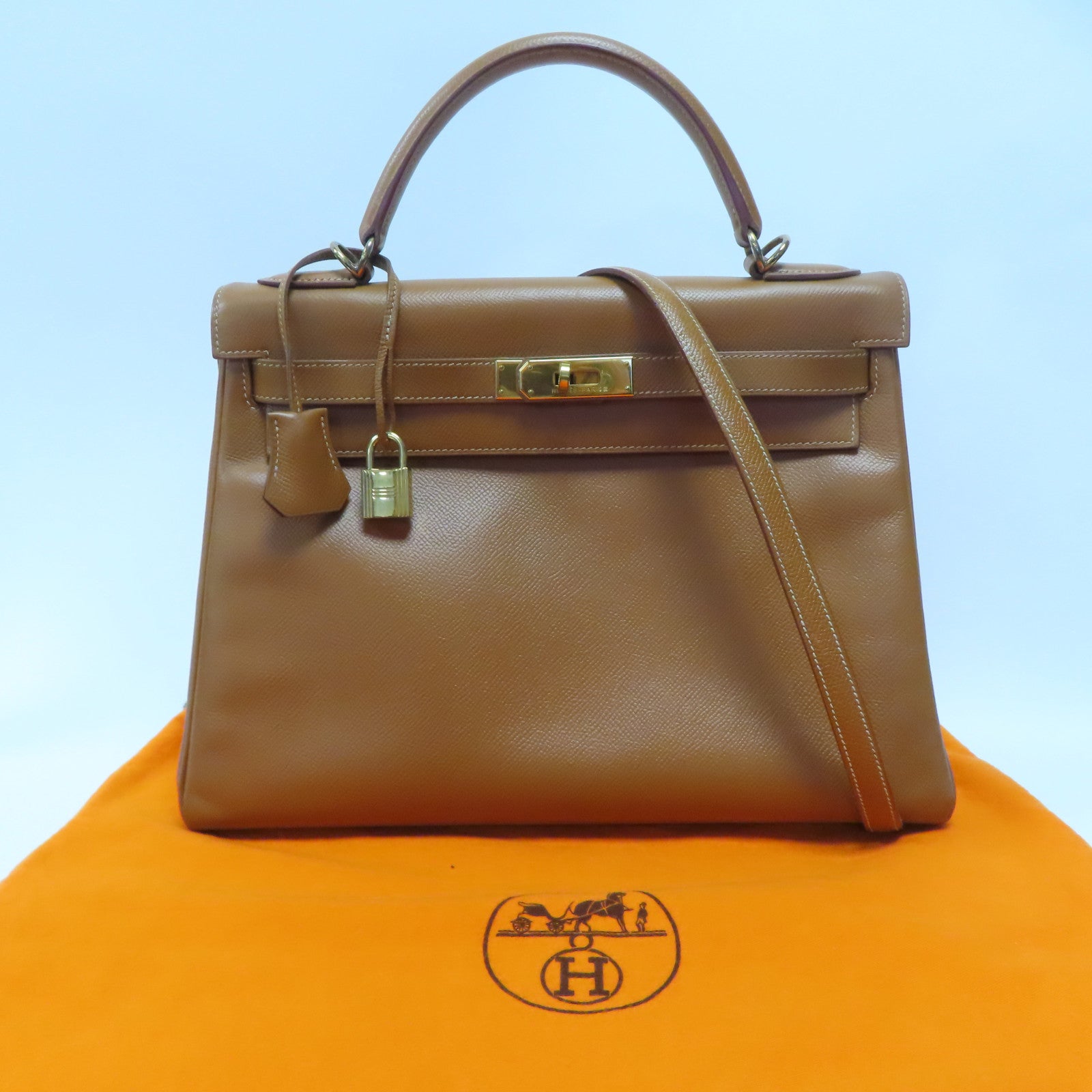 HERMES Courchevel皮革Kelly 32金扣手挽肩背兩用袋經典駝色