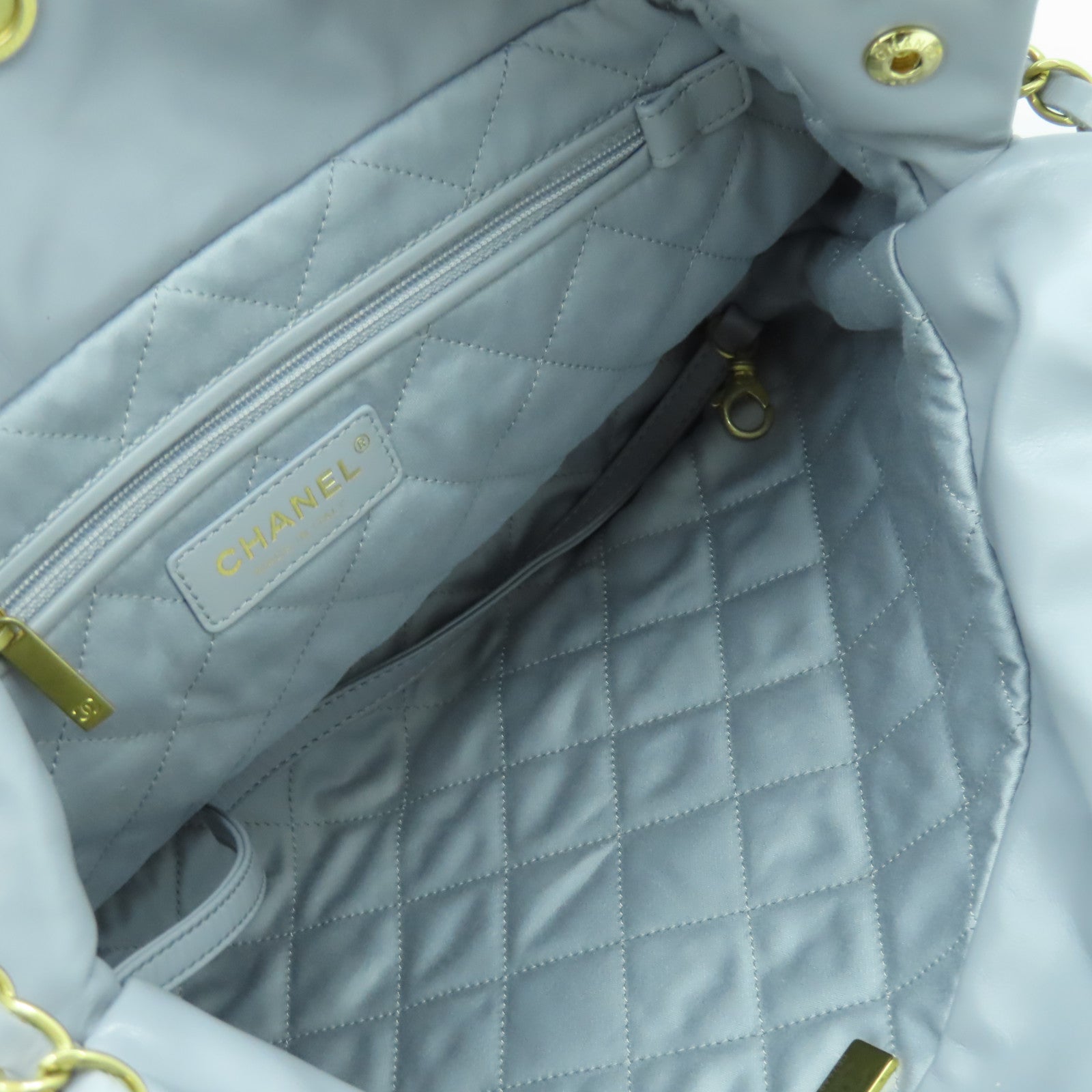CHANEL 【激減優惠】菱格羊皮皮革C22 Small金扣肩背袋灰色