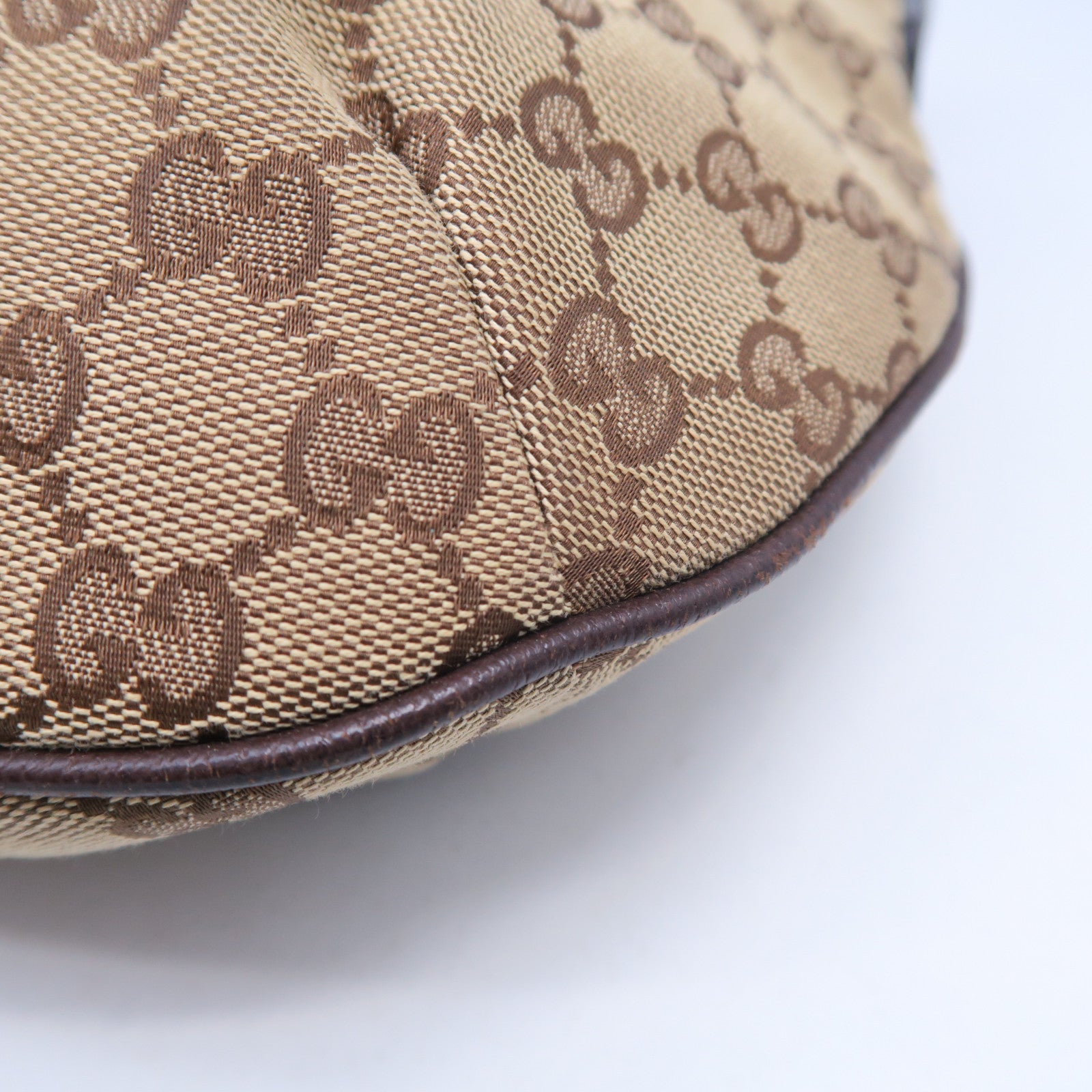 GUCCI 帆布Shoulder Bag銀扣肩背袋啡色