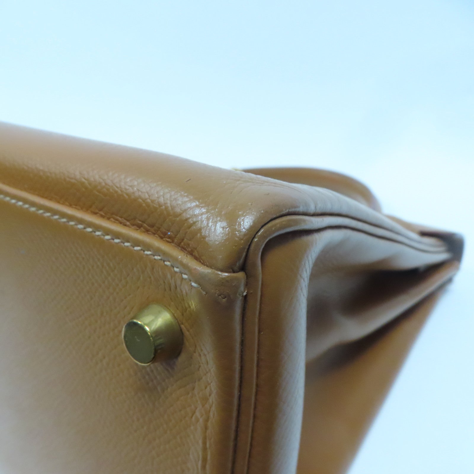 HERMES Courchevel皮革Kelly 32金扣手挽肩背兩用袋經典駝色