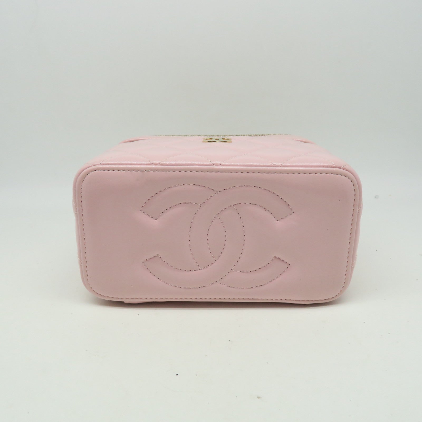 CHANEL 菱格牛皮皮革Vanity Case金扣鏈帶肩背袋粉紅色