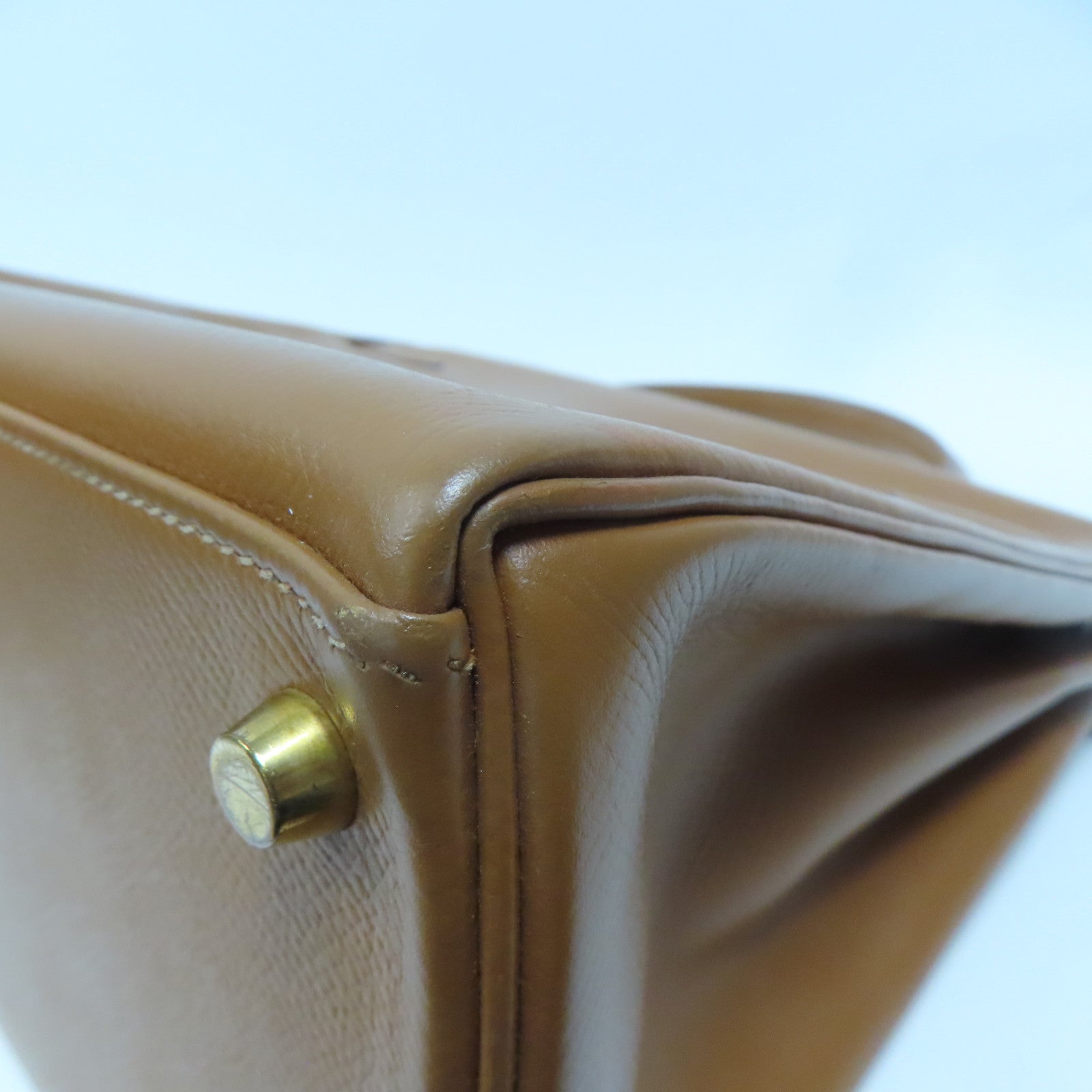 HERMES Courchevel皮革Kelly 32金扣手挽肩背兩用袋經典駝色