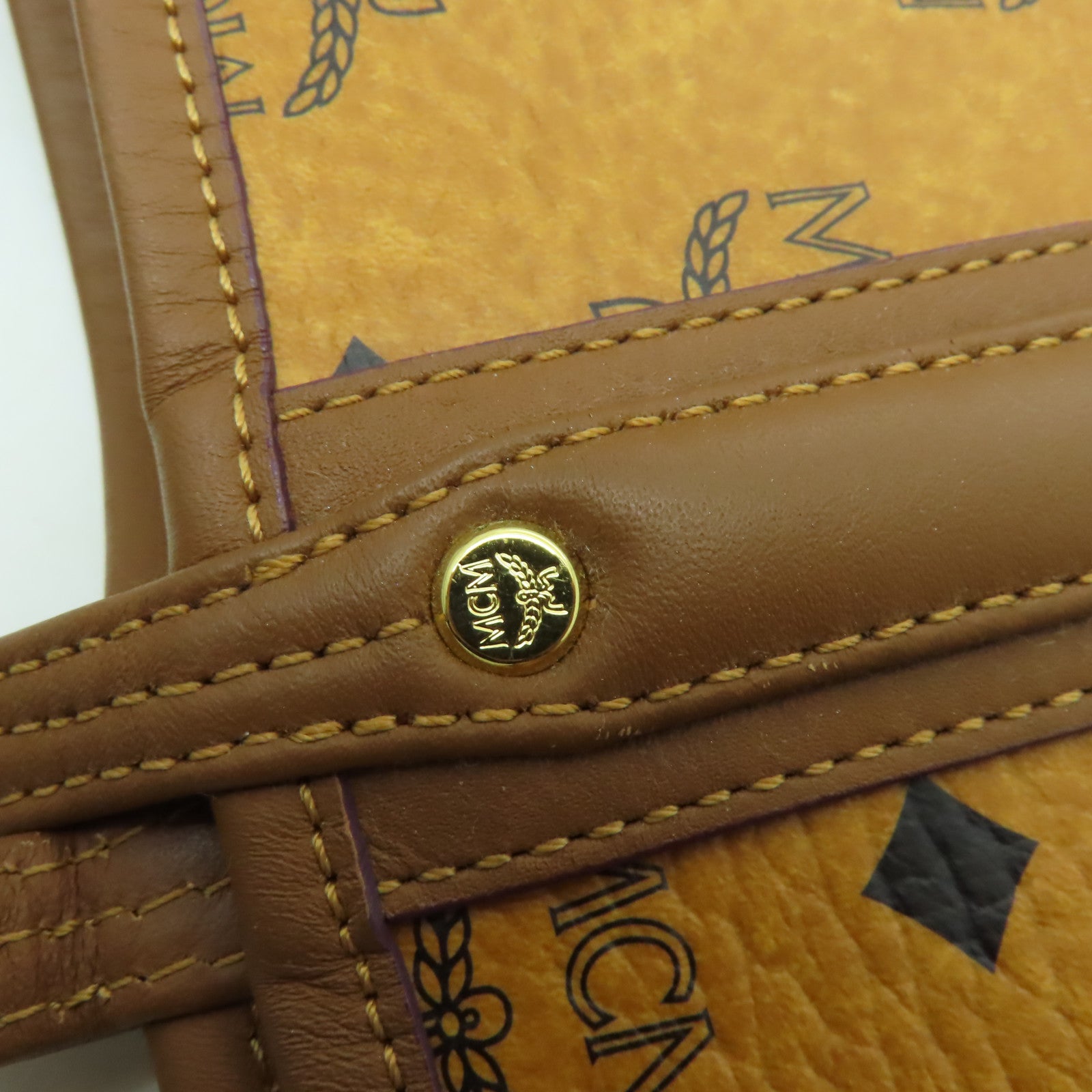 MCM 牛皮皮革Tote Bag金扣手挽袋啡色