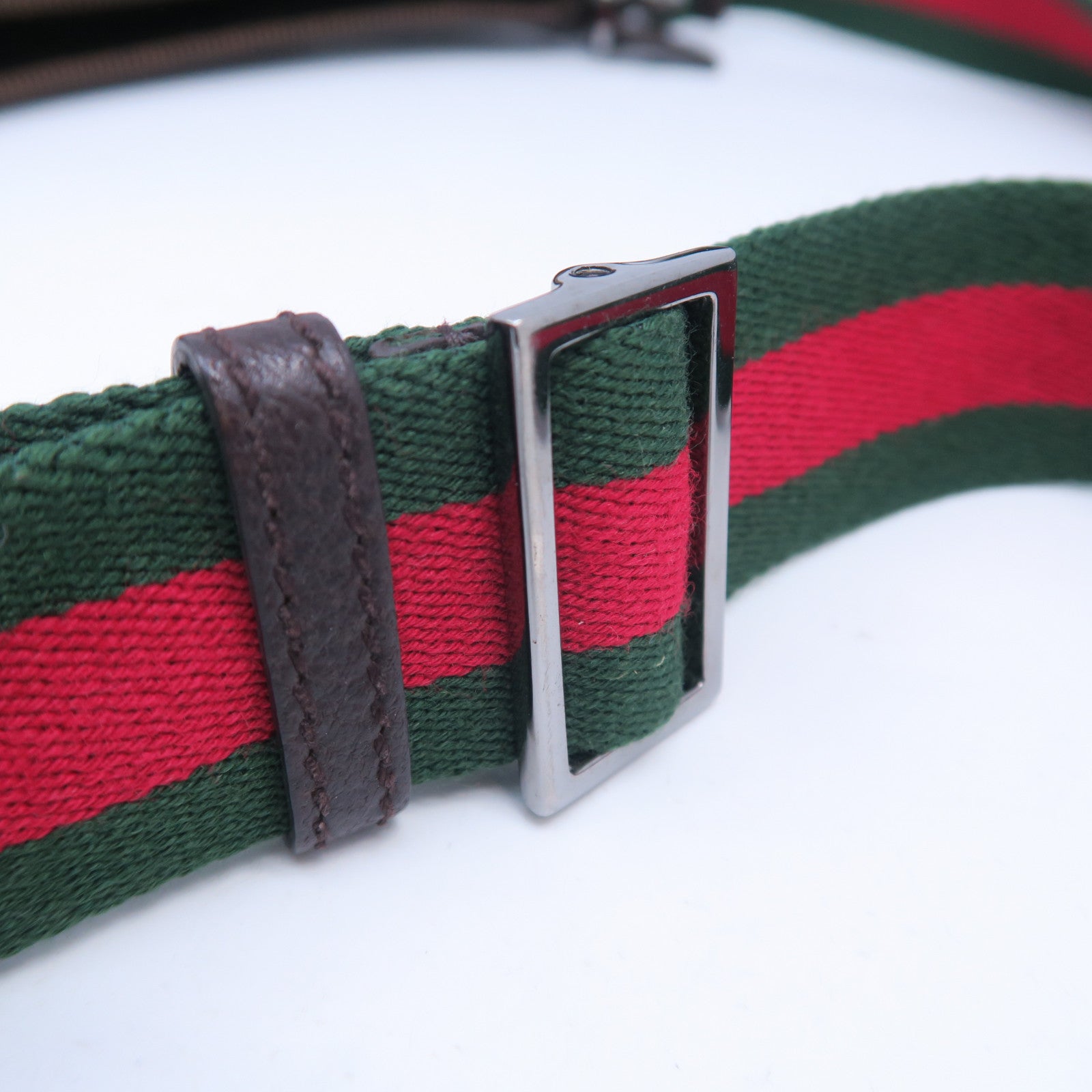 GUCCI 帆布Shoulder Bag銀扣肩背袋啡色