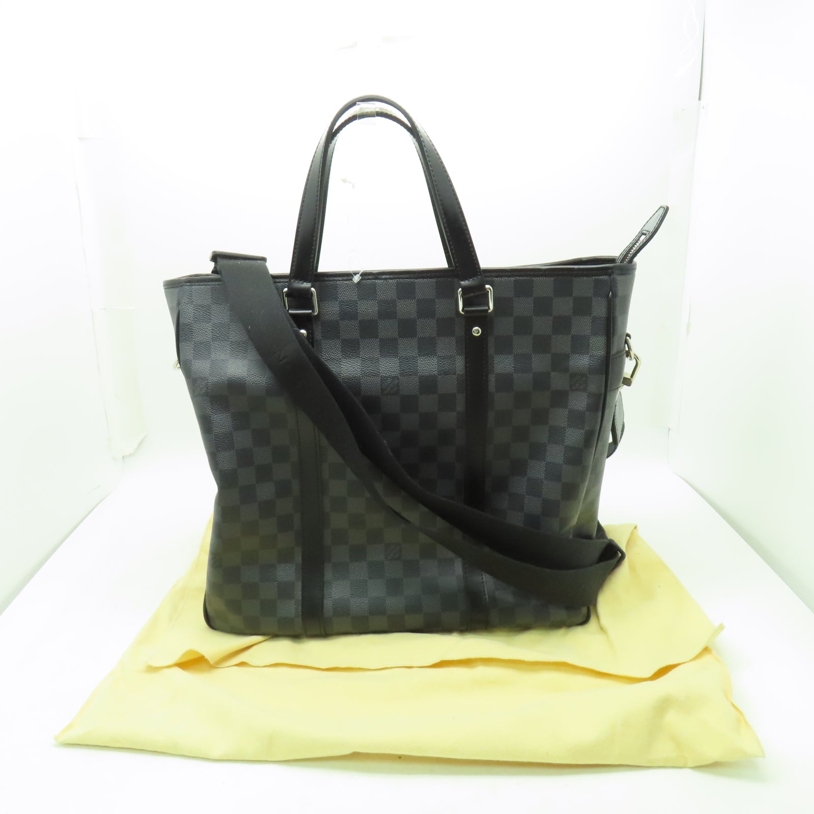 LOUIS VUITTON Damier Graphite Tadao銀扣手挽肩背兩用袋黑色
