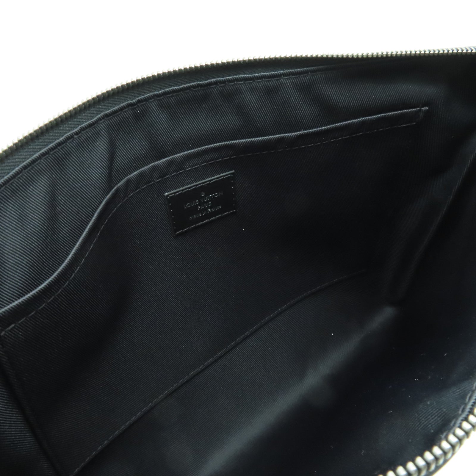 LOUIS VUITTON 【激減優惠】Monogram Eclipse Discouery Pochette銀扣手拿包黑色/灰色