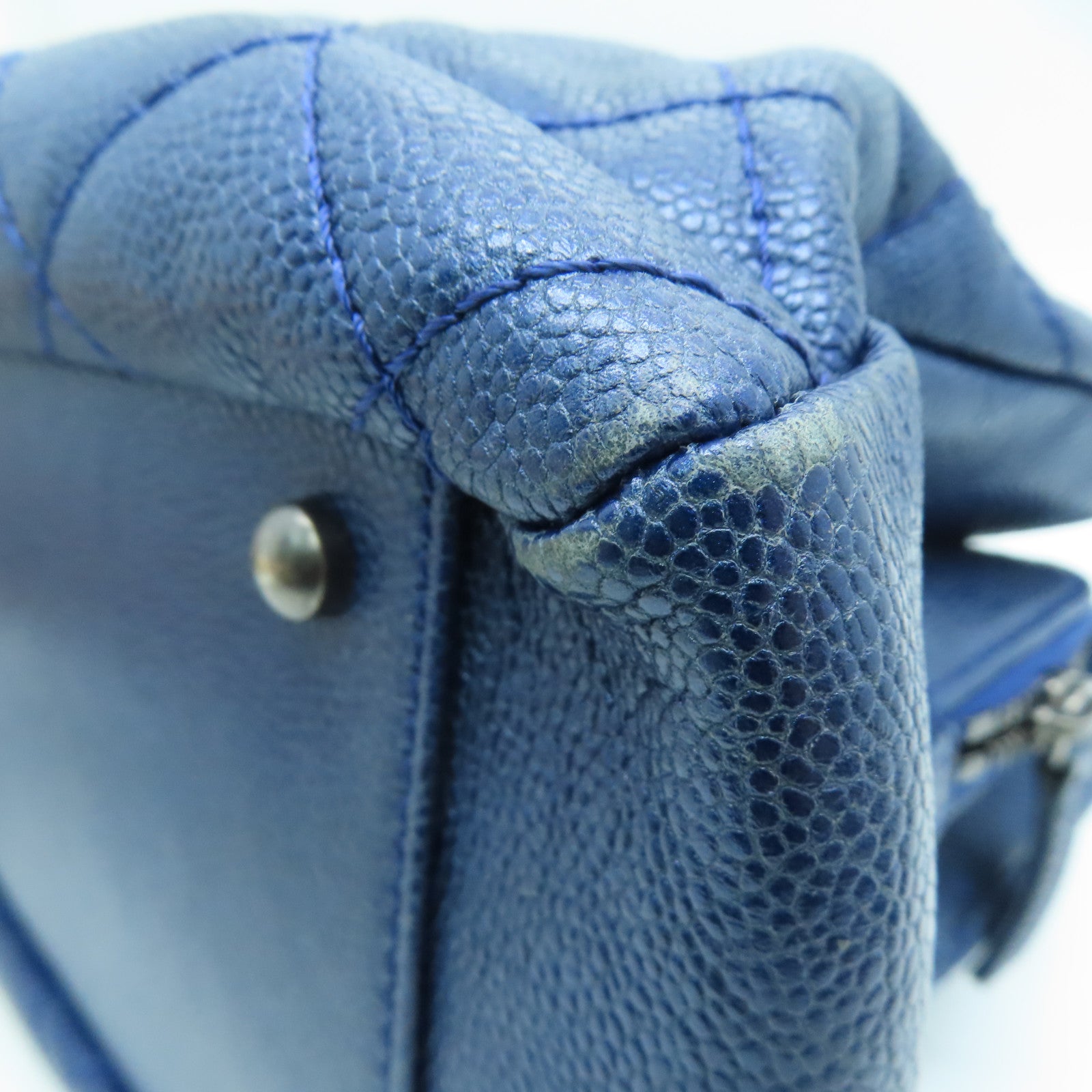CHANEL Rhombus Caviar Leather Shoulder Bag Silver Buckle Shoulder Bag Blue