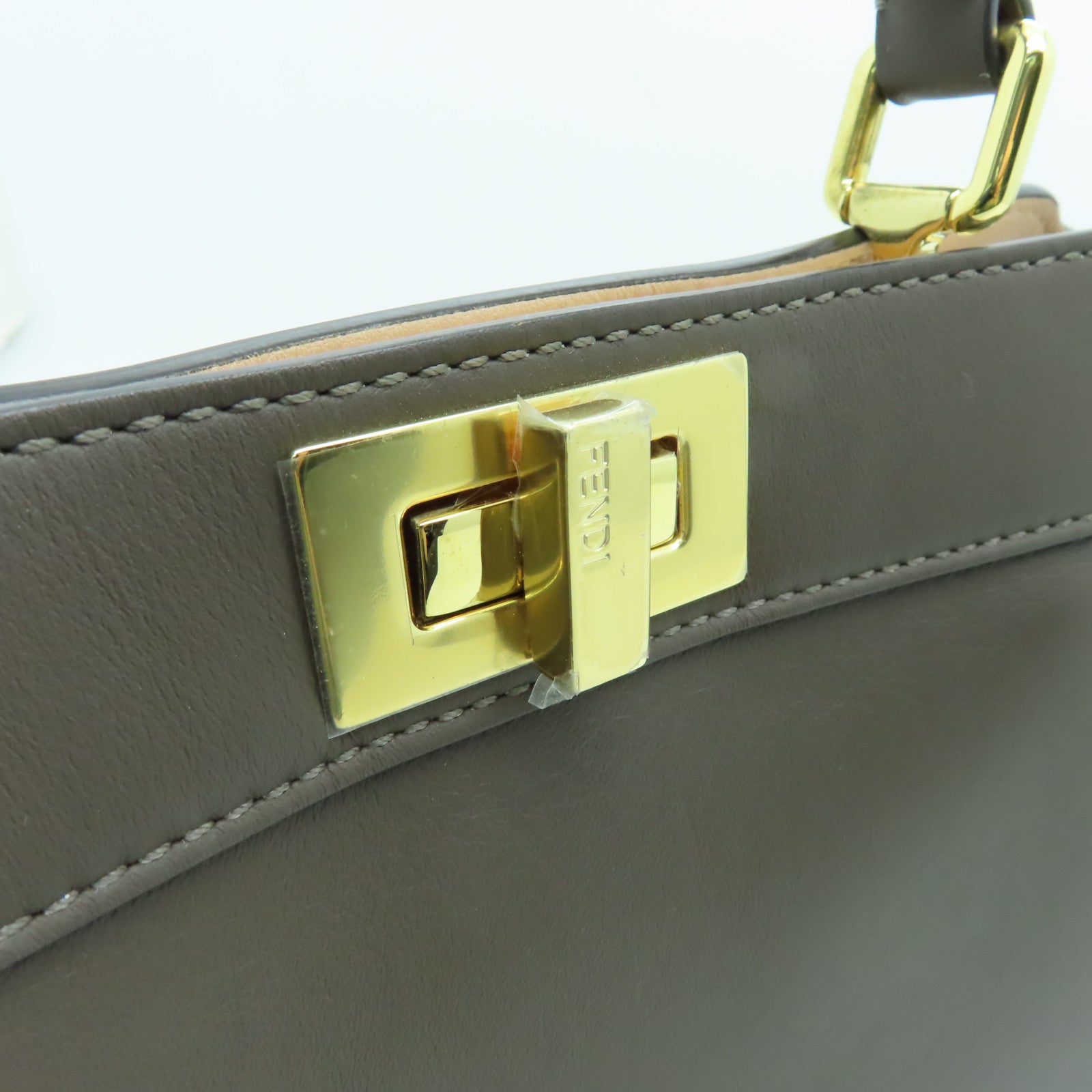 FENDI 【激減優惠】牛皮皮革Peekaboo Iseeu Small金扣手挽肩背兩用袋啡色