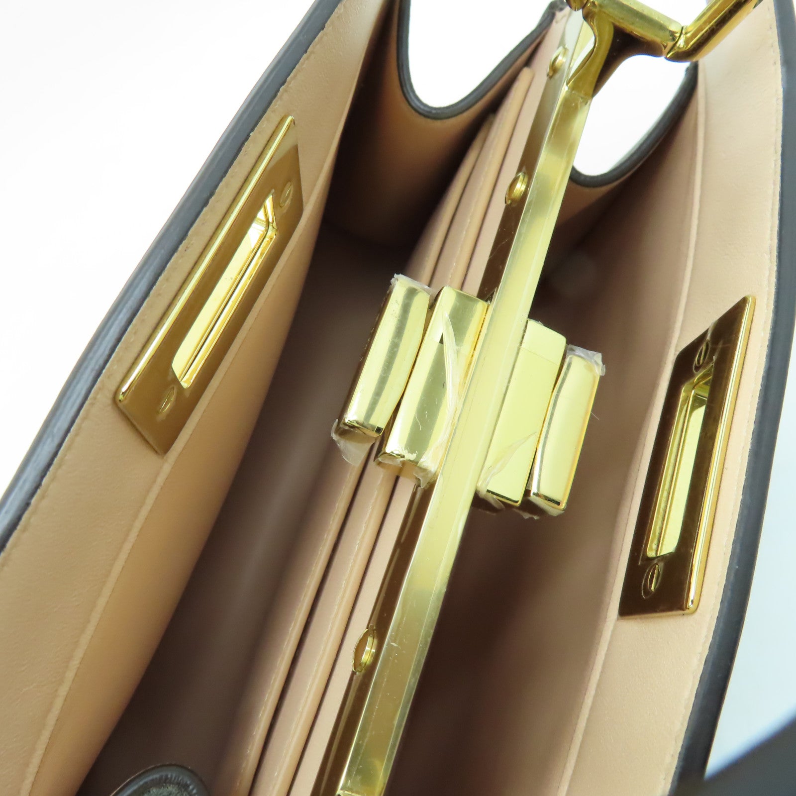 FENDI 【激減優惠】牛皮皮革Peekaboo Iseeu Small金扣手挽肩背兩用袋啡色