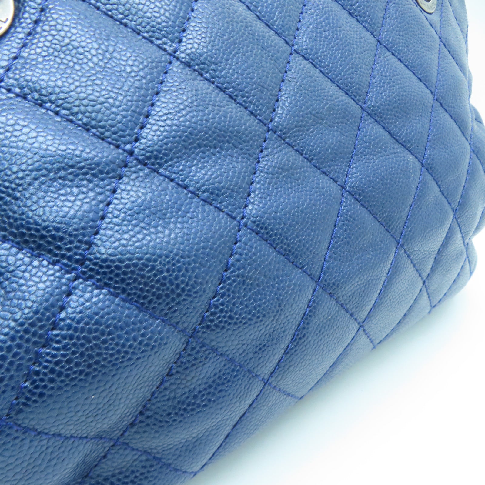 CHANEL Rhombus Caviar Leather Shoulder Bag Silver Buckle Shoulder Bag Blue