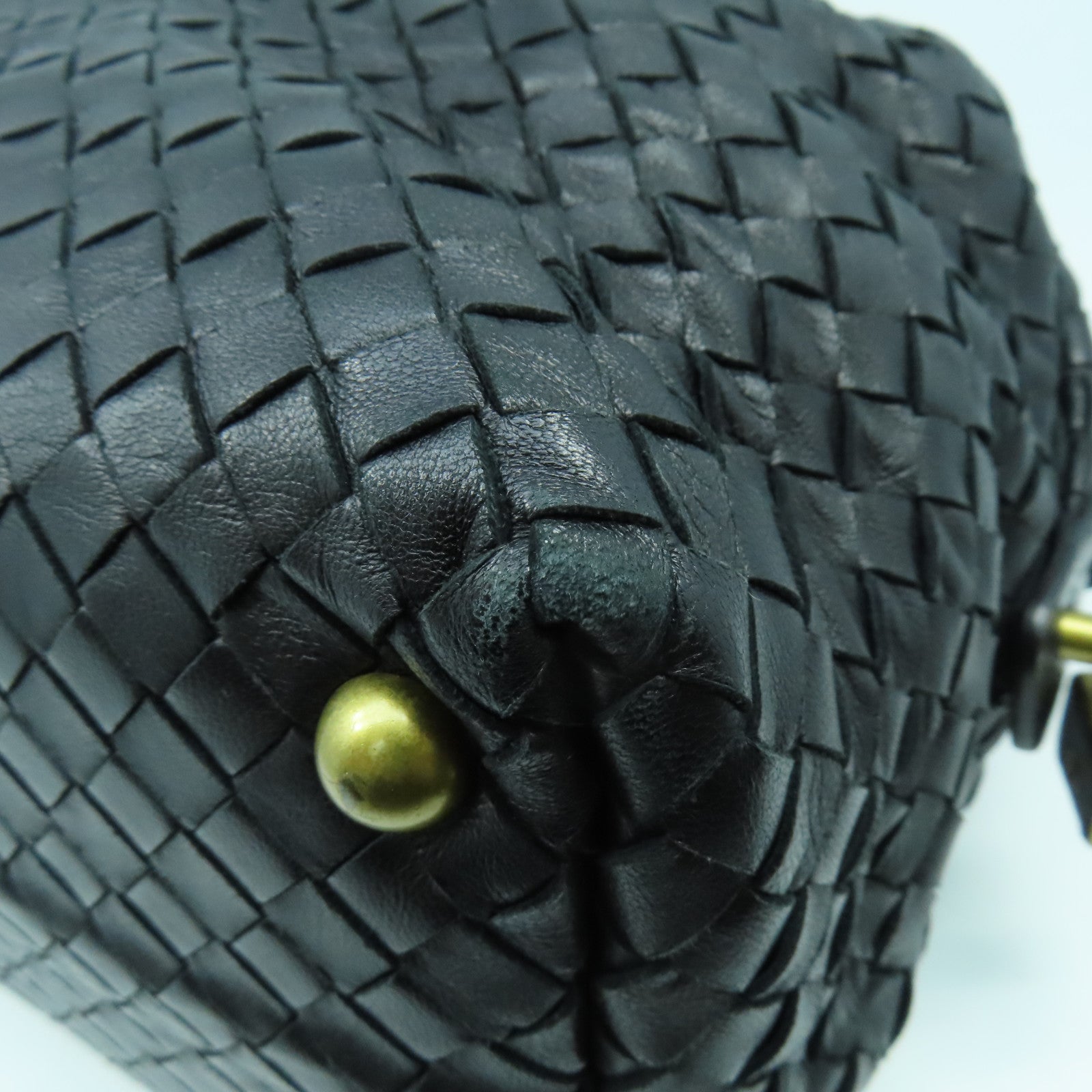 BOTTEGA VENETA 織紋羊皮皮革Shoulder Bag金扣肩背袋黑色