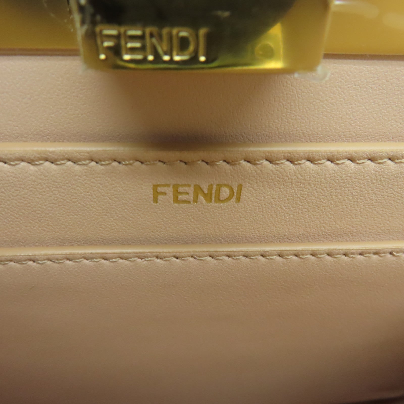 FENDI 【激減優惠】牛皮皮革Peekaboo Iseeu Small金扣手挽肩背兩用袋啡色