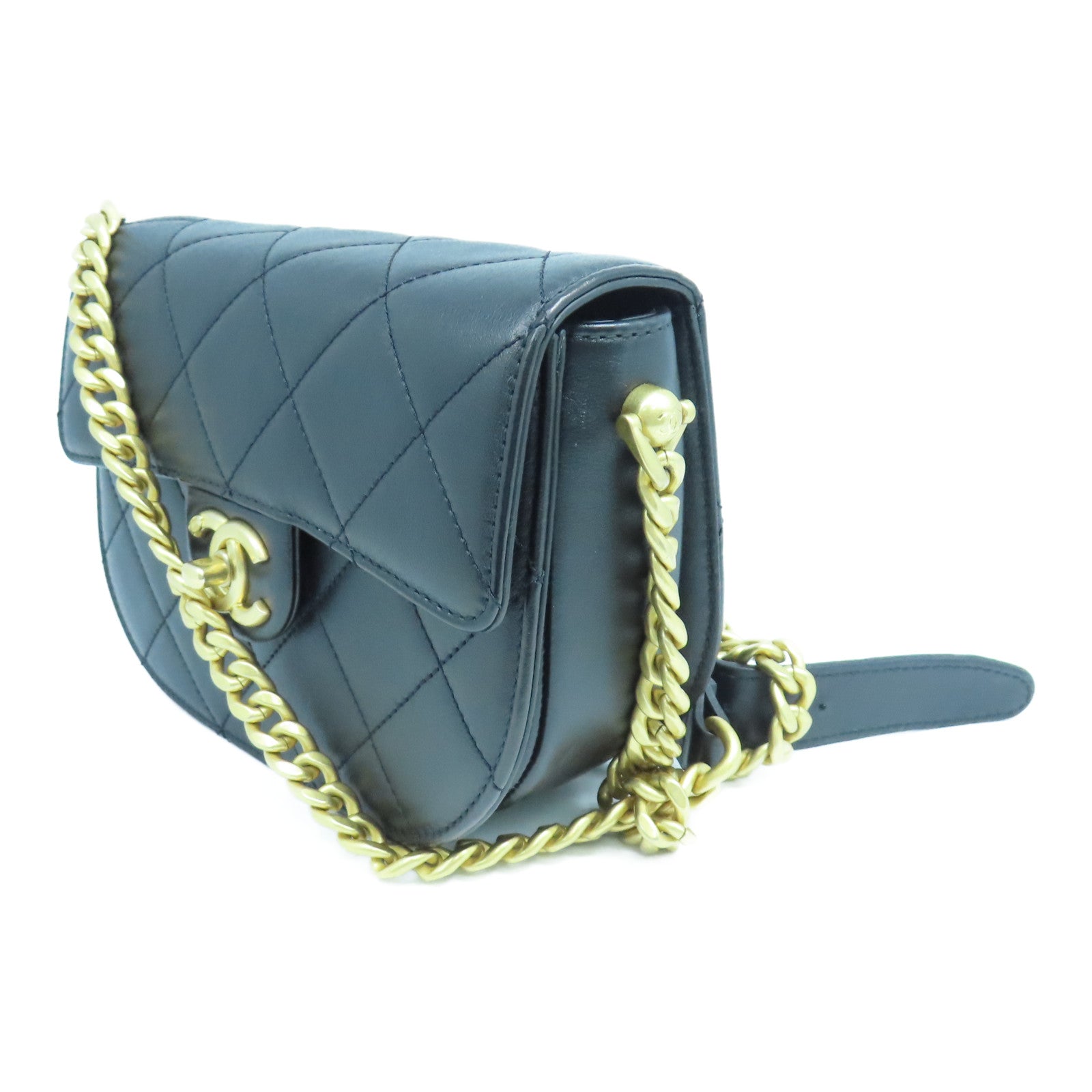 CHANEL 菱格牛皮皮革Chain Shoulder金扣鏈帶肩背袋黑色