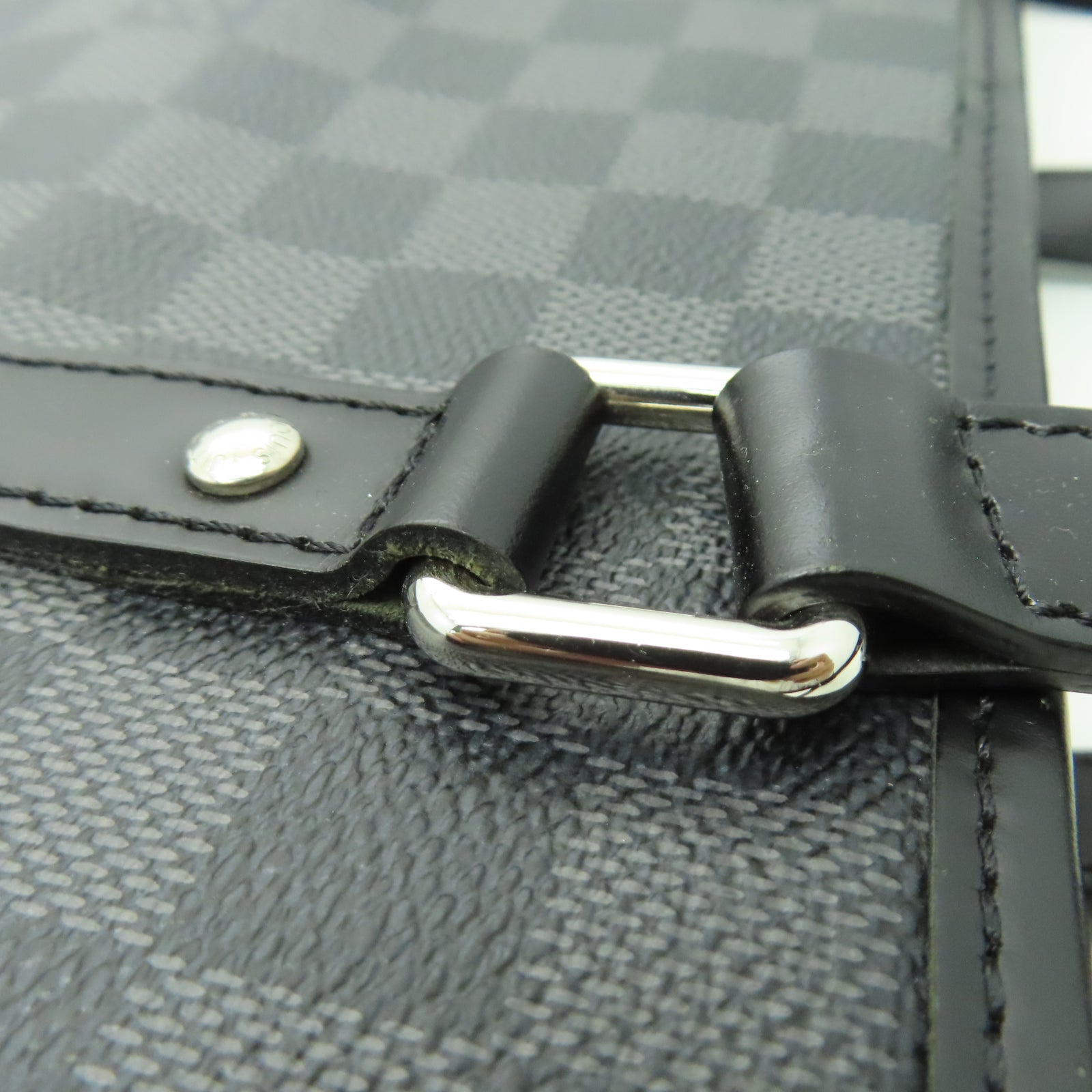 LOUIS VUITTON Damier Graphite Tadao銀扣手挽肩背兩用袋黑色