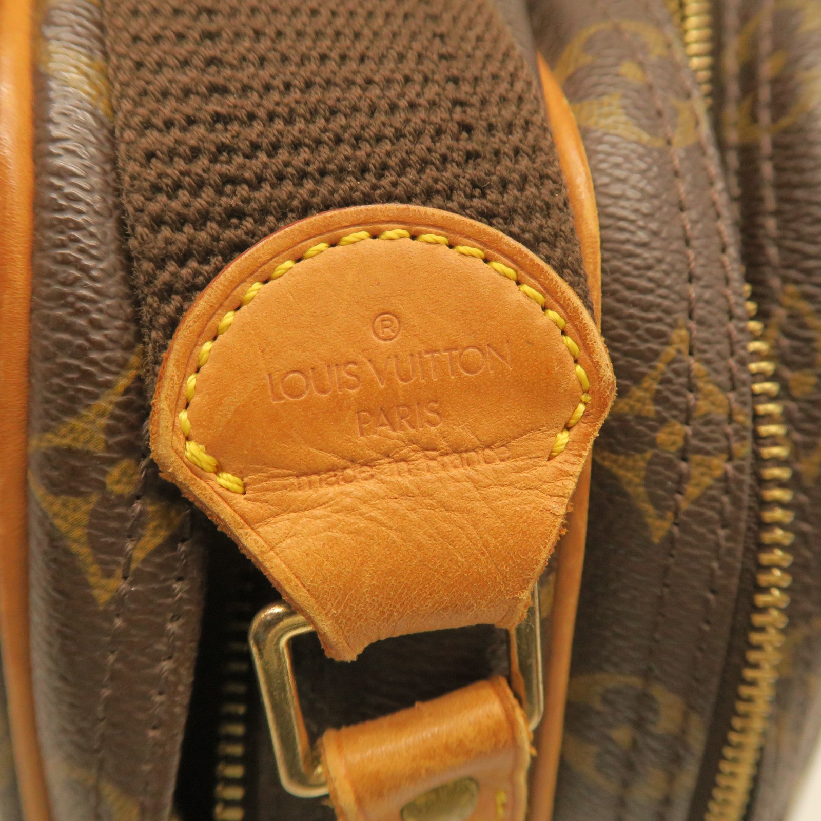 LOUIS VUITTON Monogram Reporter Gold Buckle Shoulder Bag Brown